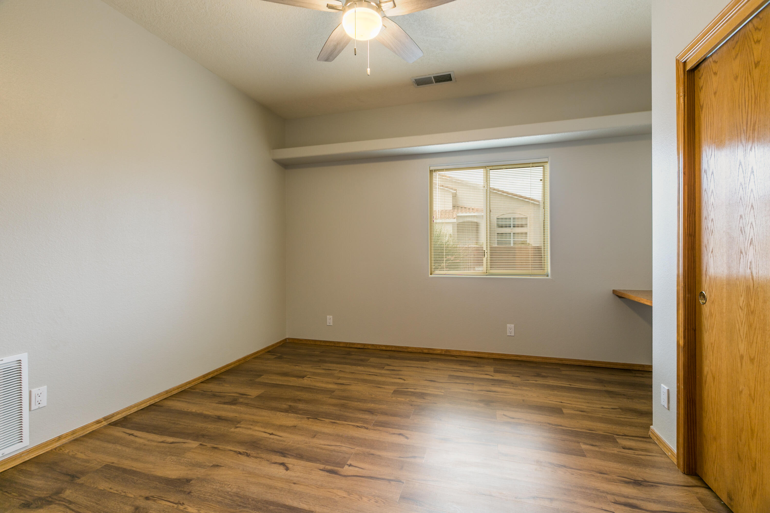 10404 Los Suenos Court NW