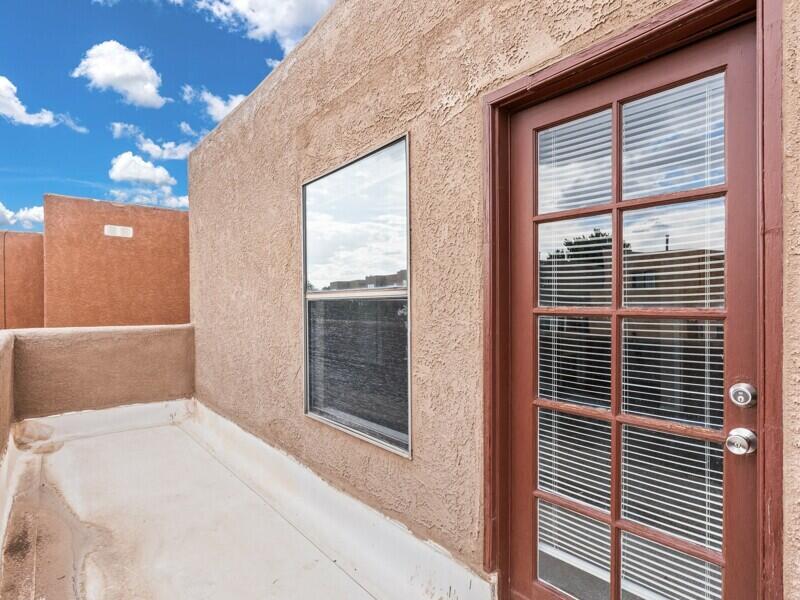 9223 Osuna Place NE