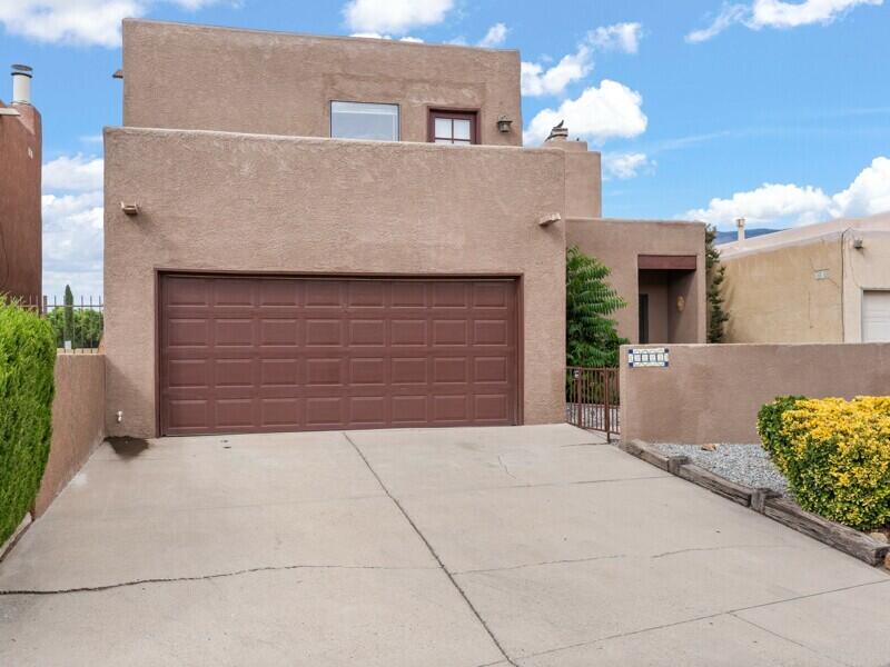 9223 Osuna Place NE