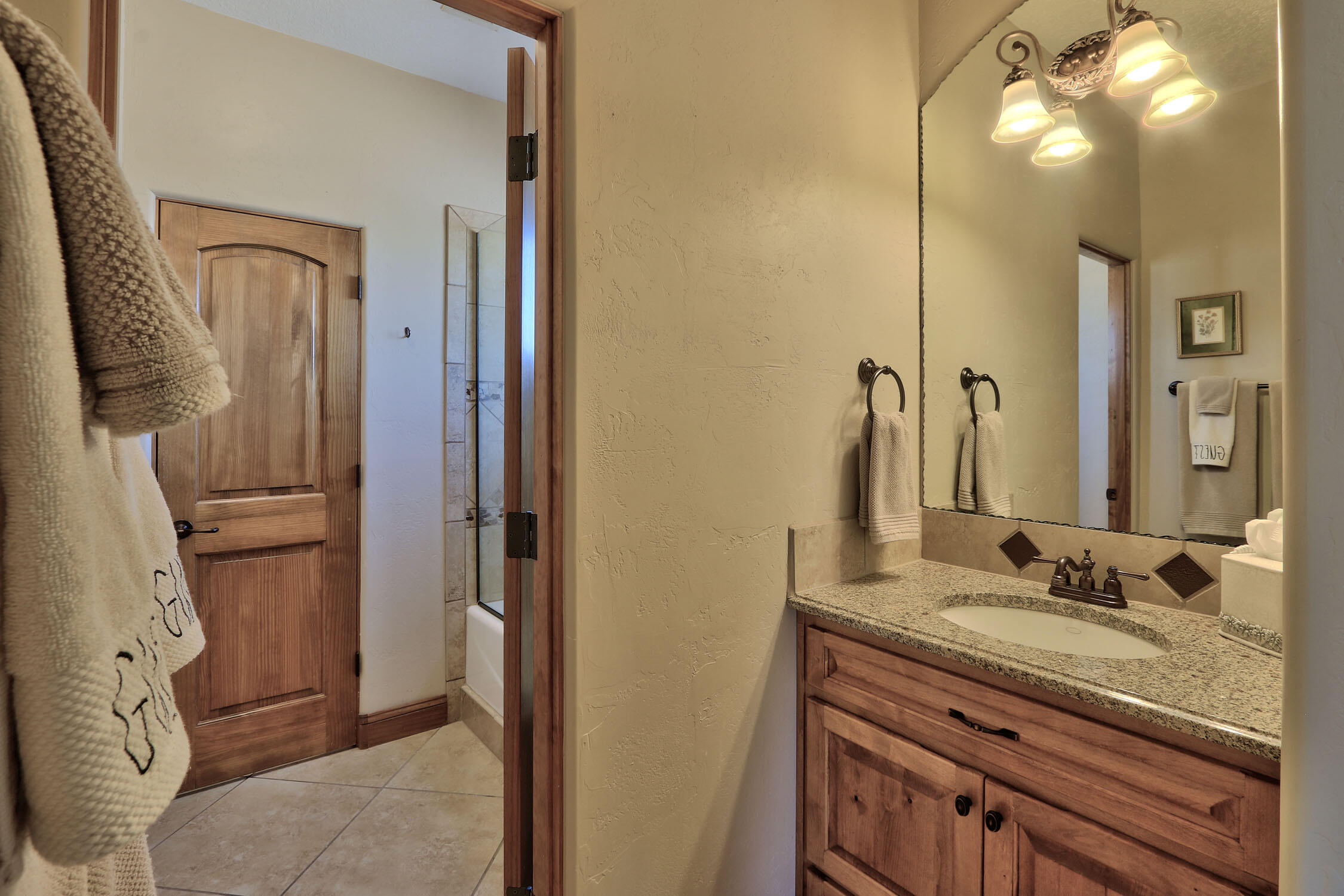 2519 VILLA DORO Way NW