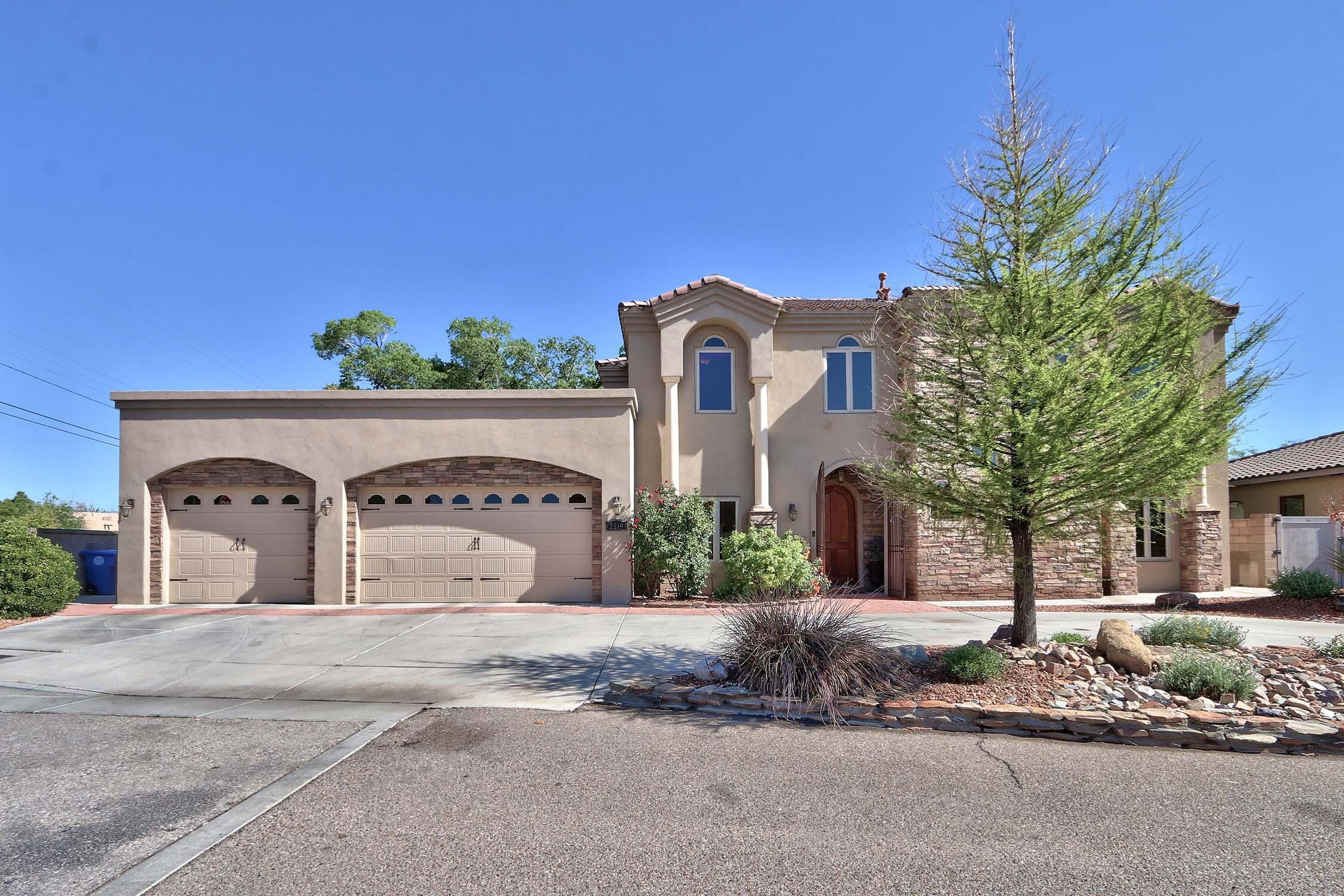 2519 VILLA DORO Way NW