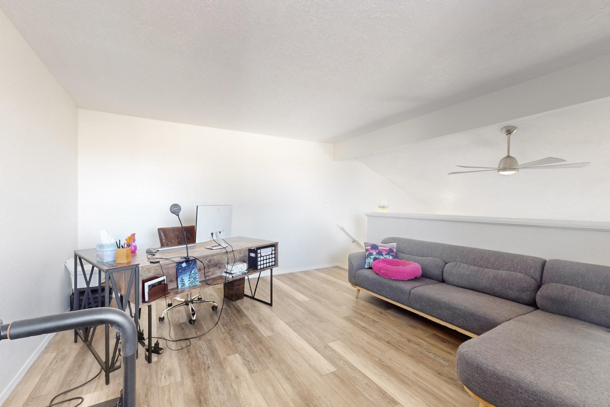 6404 MONTE SERRANO NE