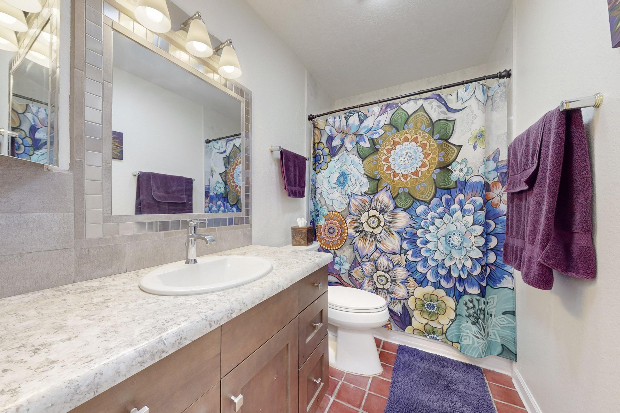 6404 MONTE SERRANO NE