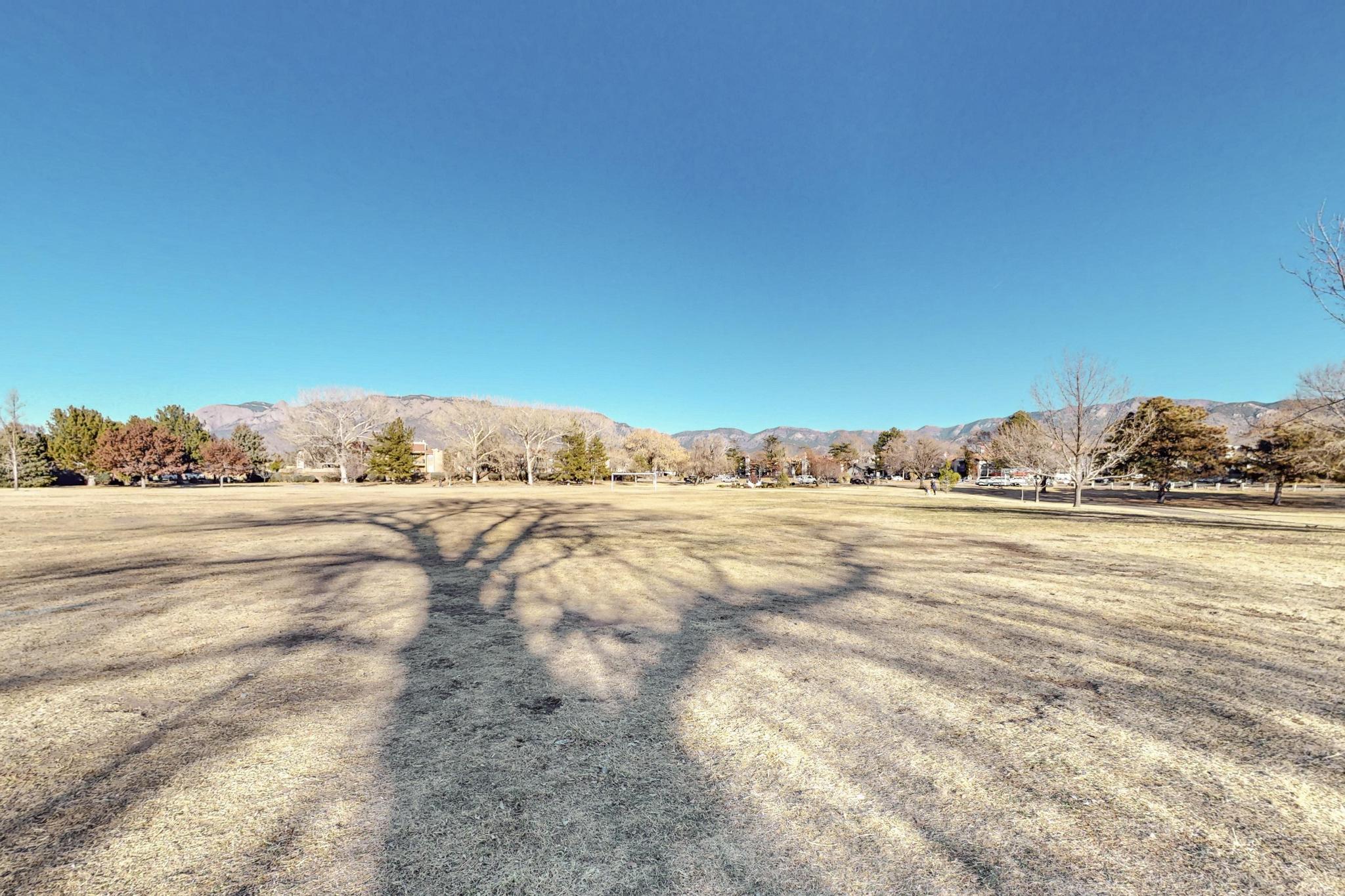6404 MONTE SERRANO NE