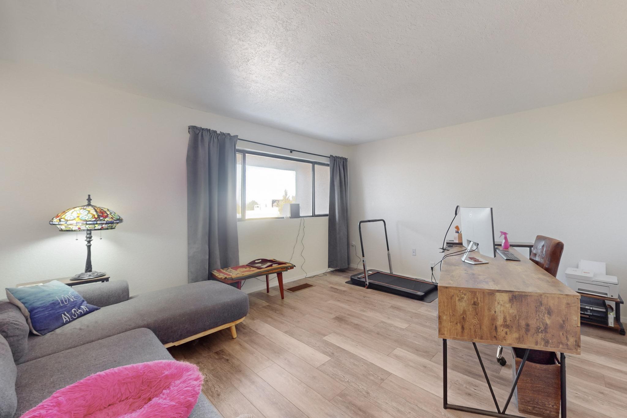 6404 MONTE SERRANO NE