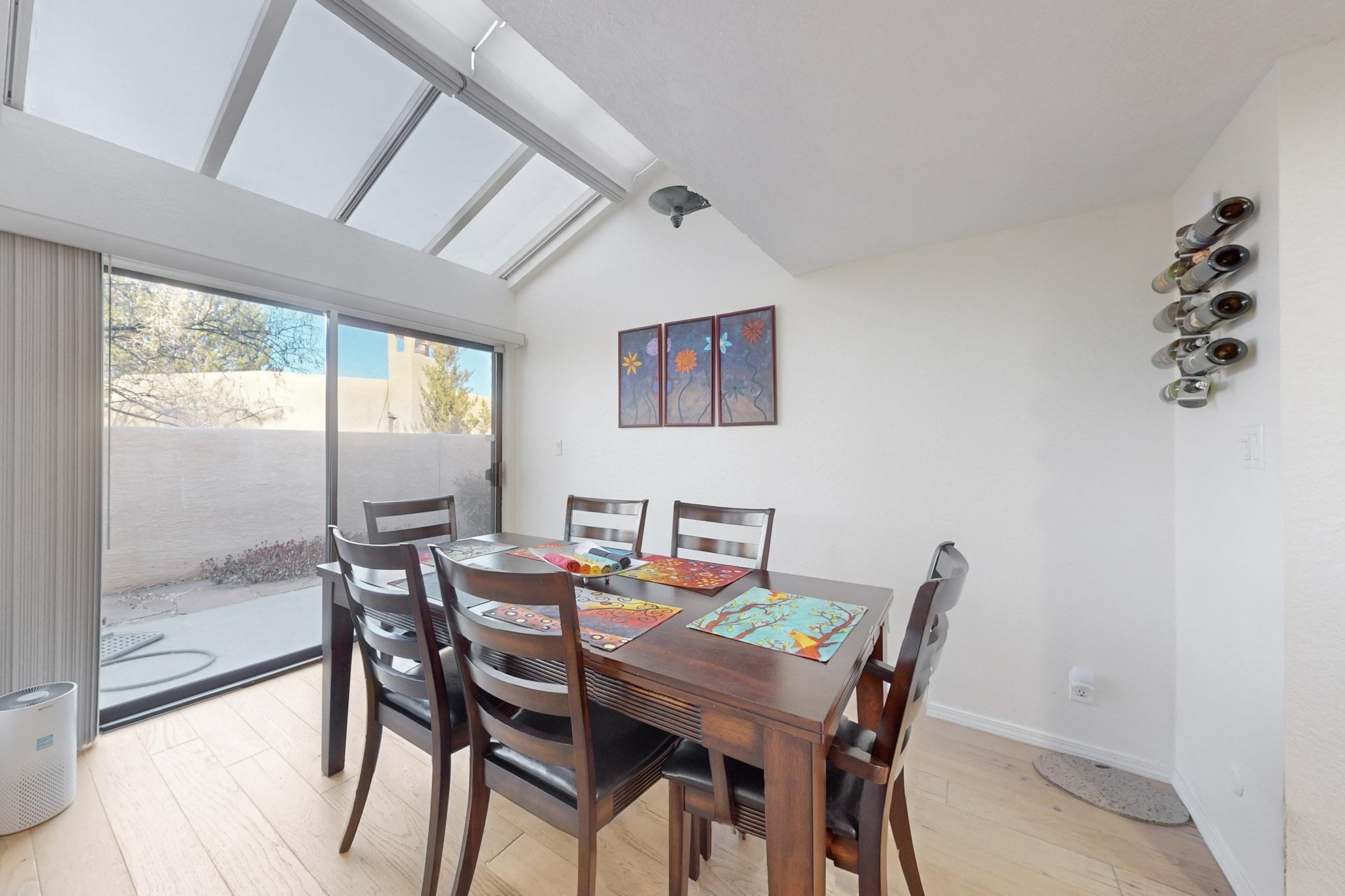 6404 MONTE SERRANO NE