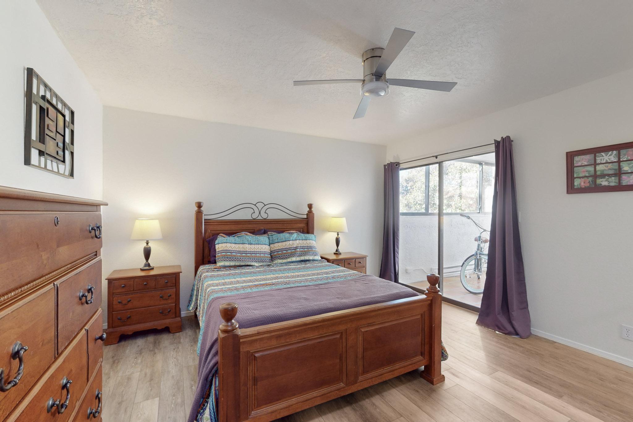 6404 MONTE SERRANO NE