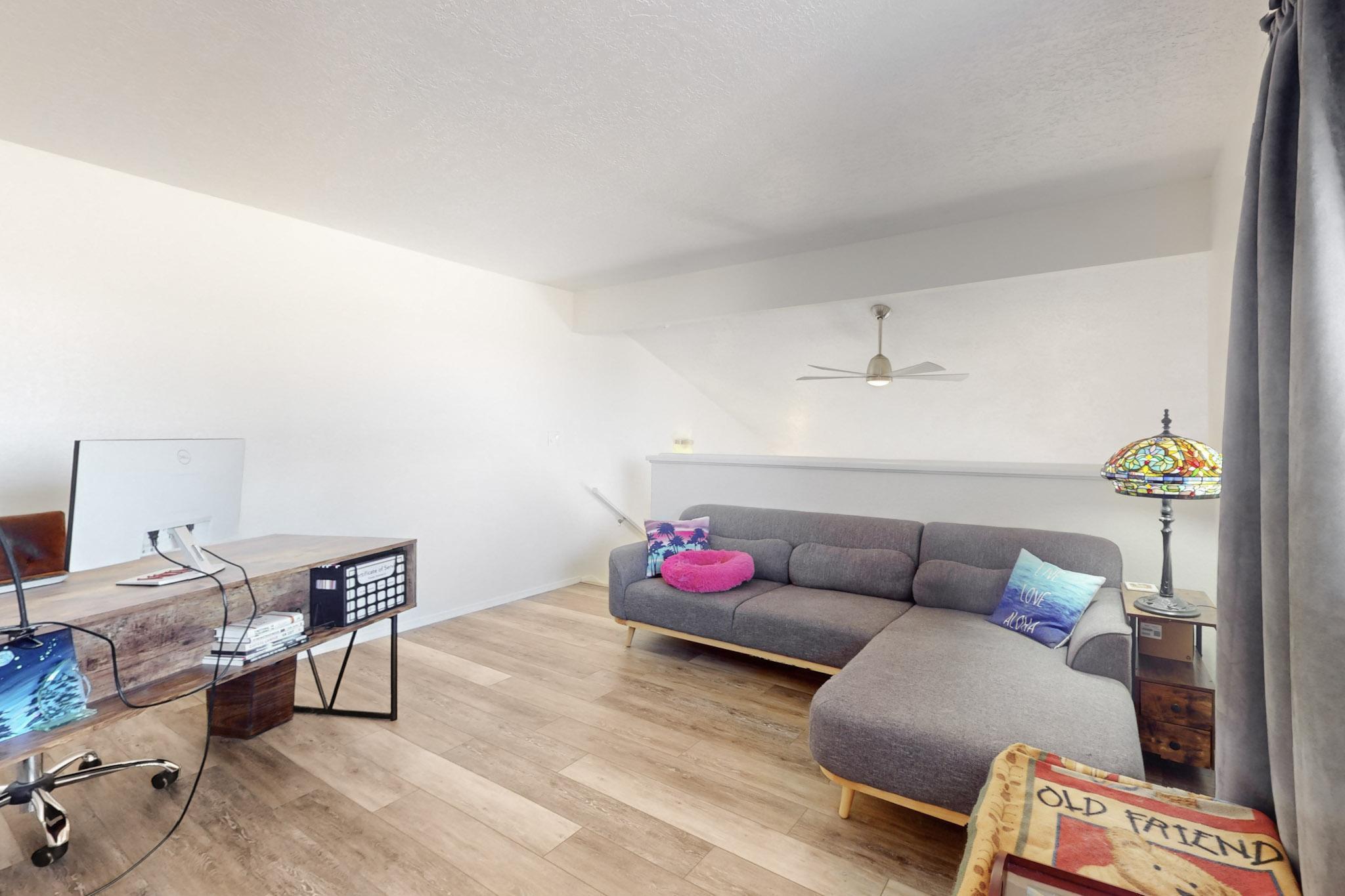6404 MONTE SERRANO NE