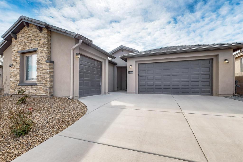 11808 N STAR Trail NW