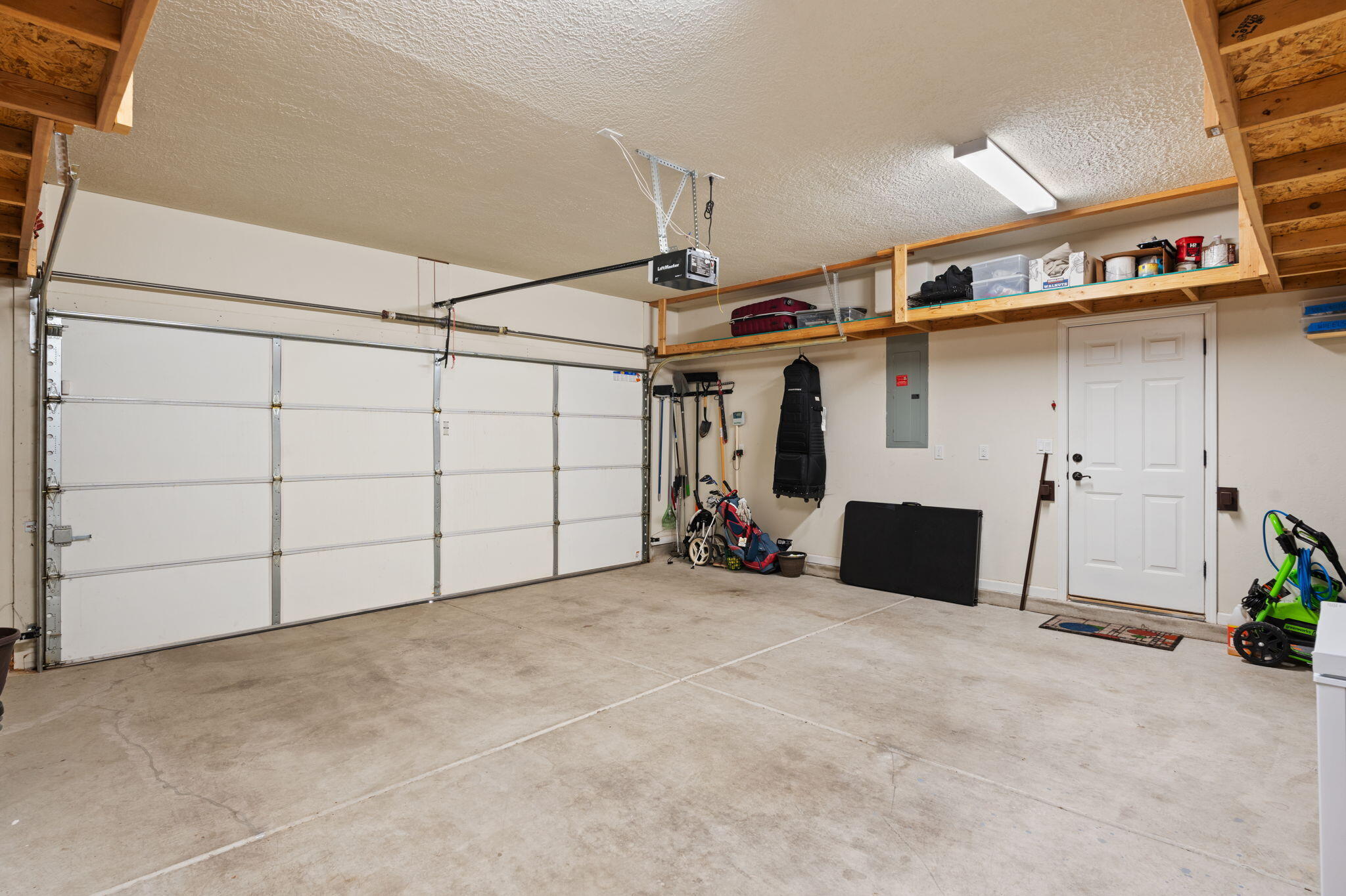2100 COYOTE CREEK Trail