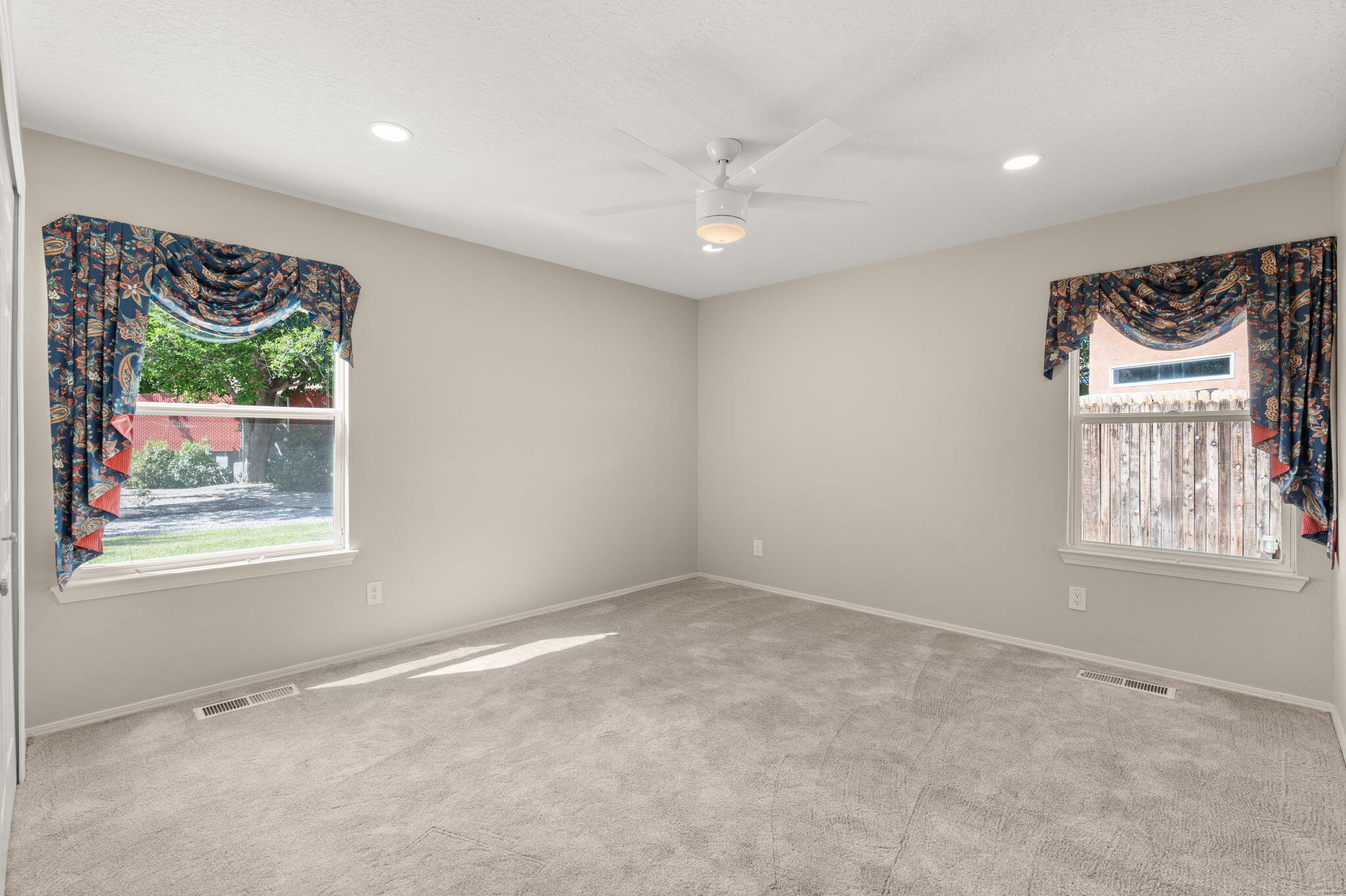 6703 KELLY ANN Road NE