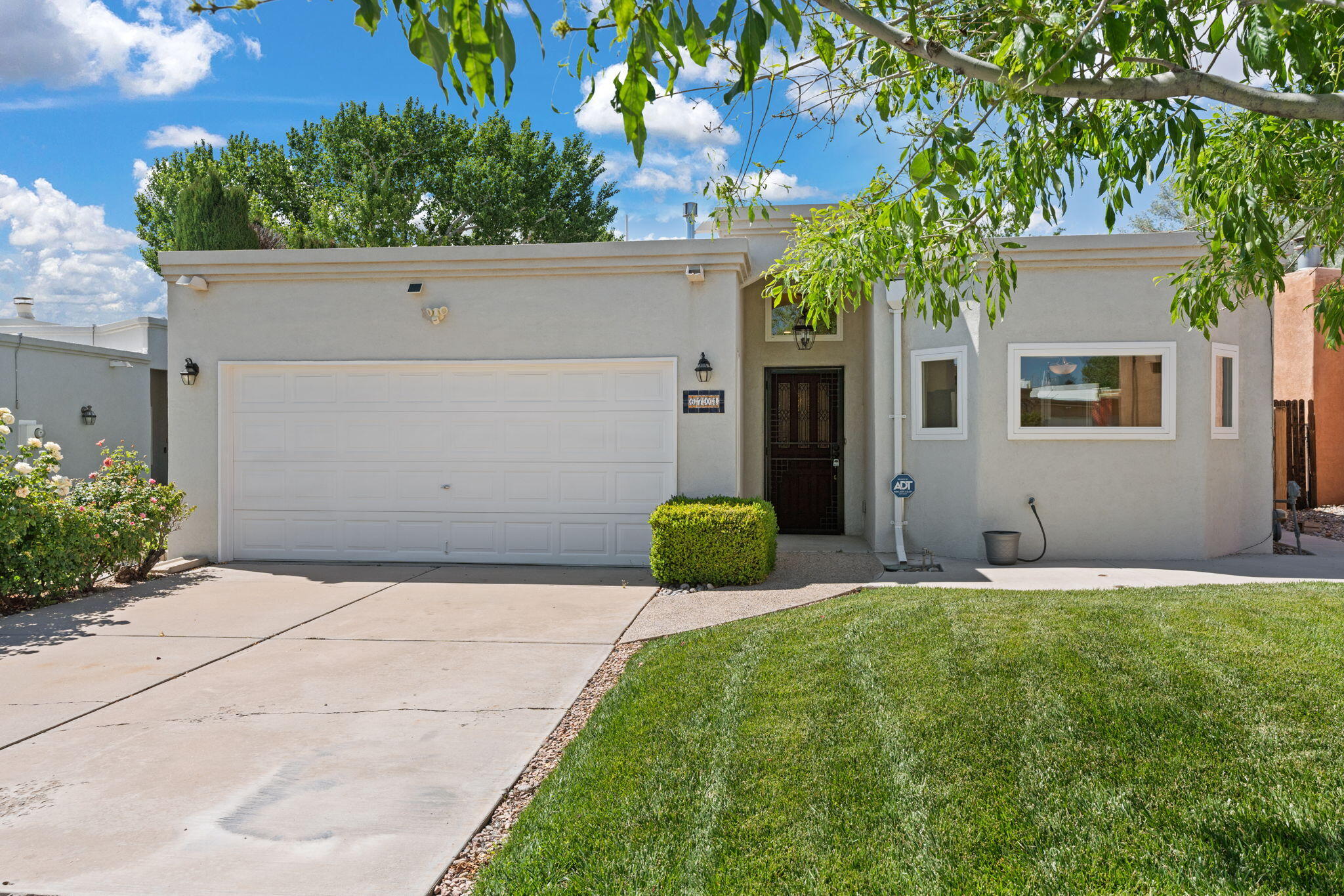 6703 KELLY ANN Road NE