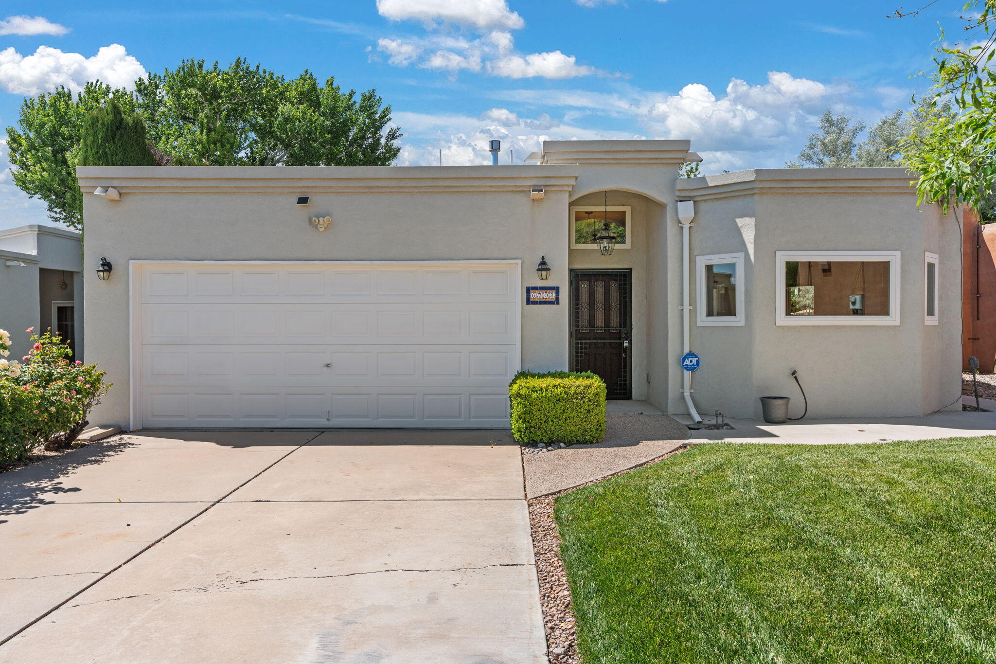6703 KELLY ANN Road NE