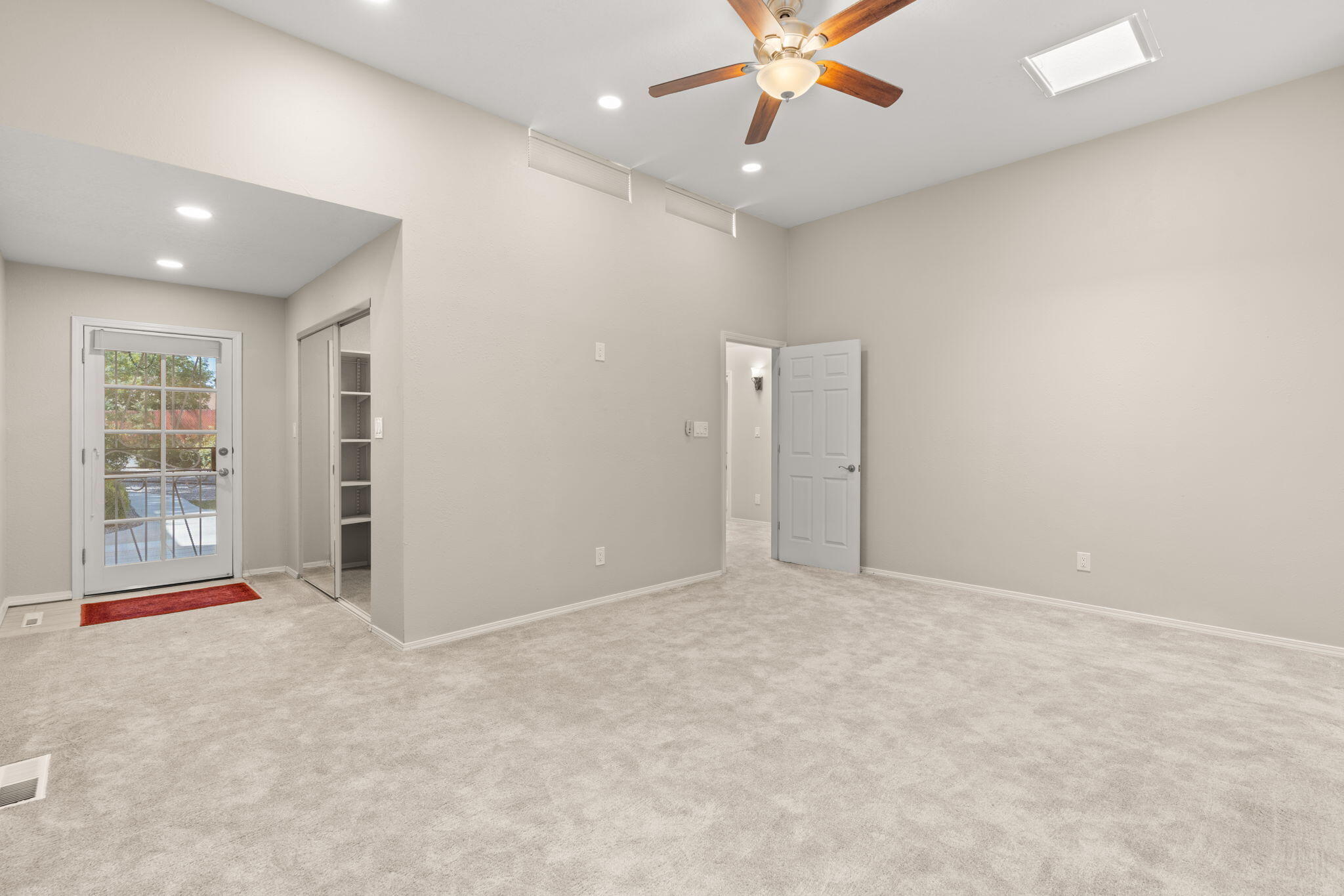 6703 KELLY ANN Road NE