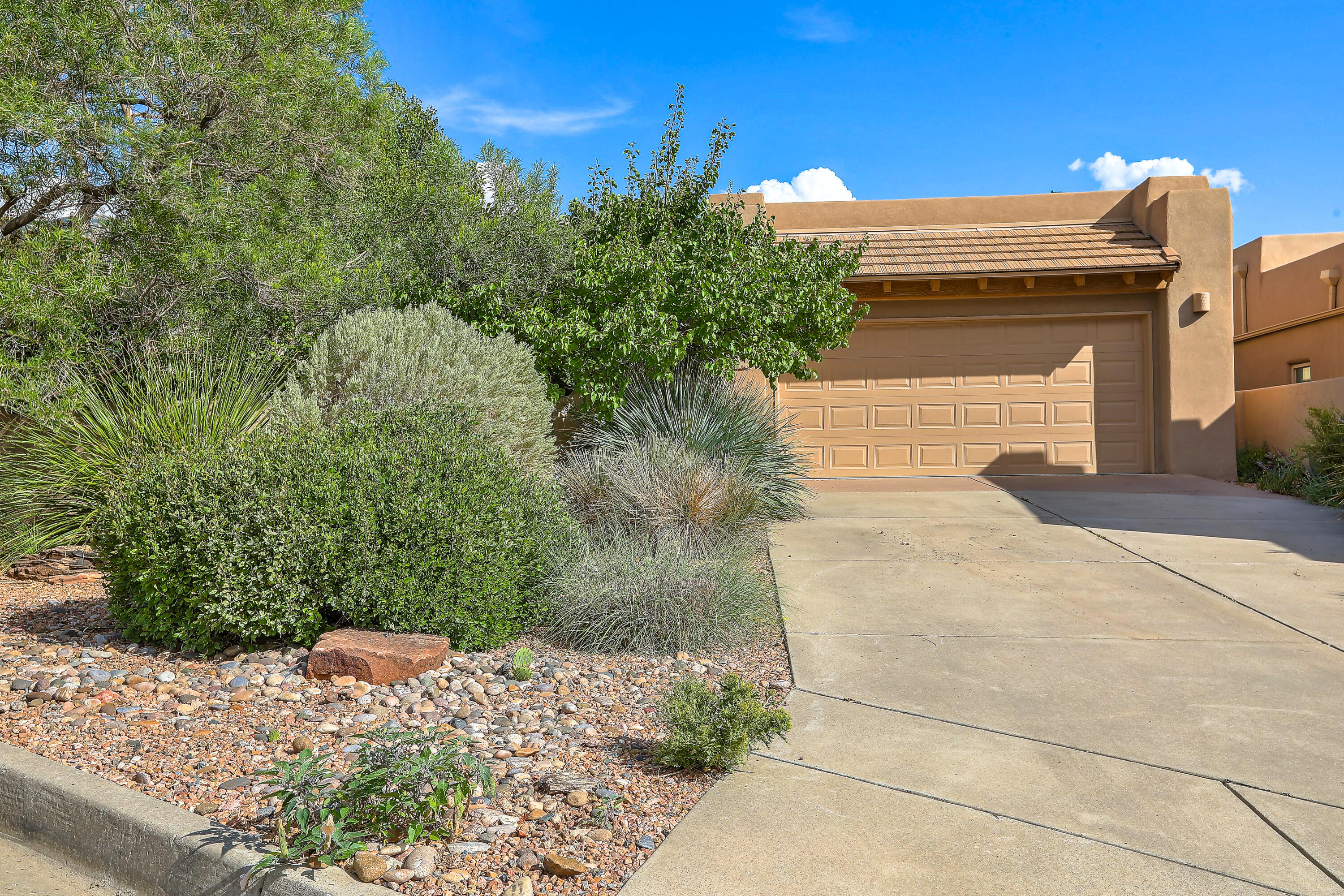 13216 MOONDANCE Place NE