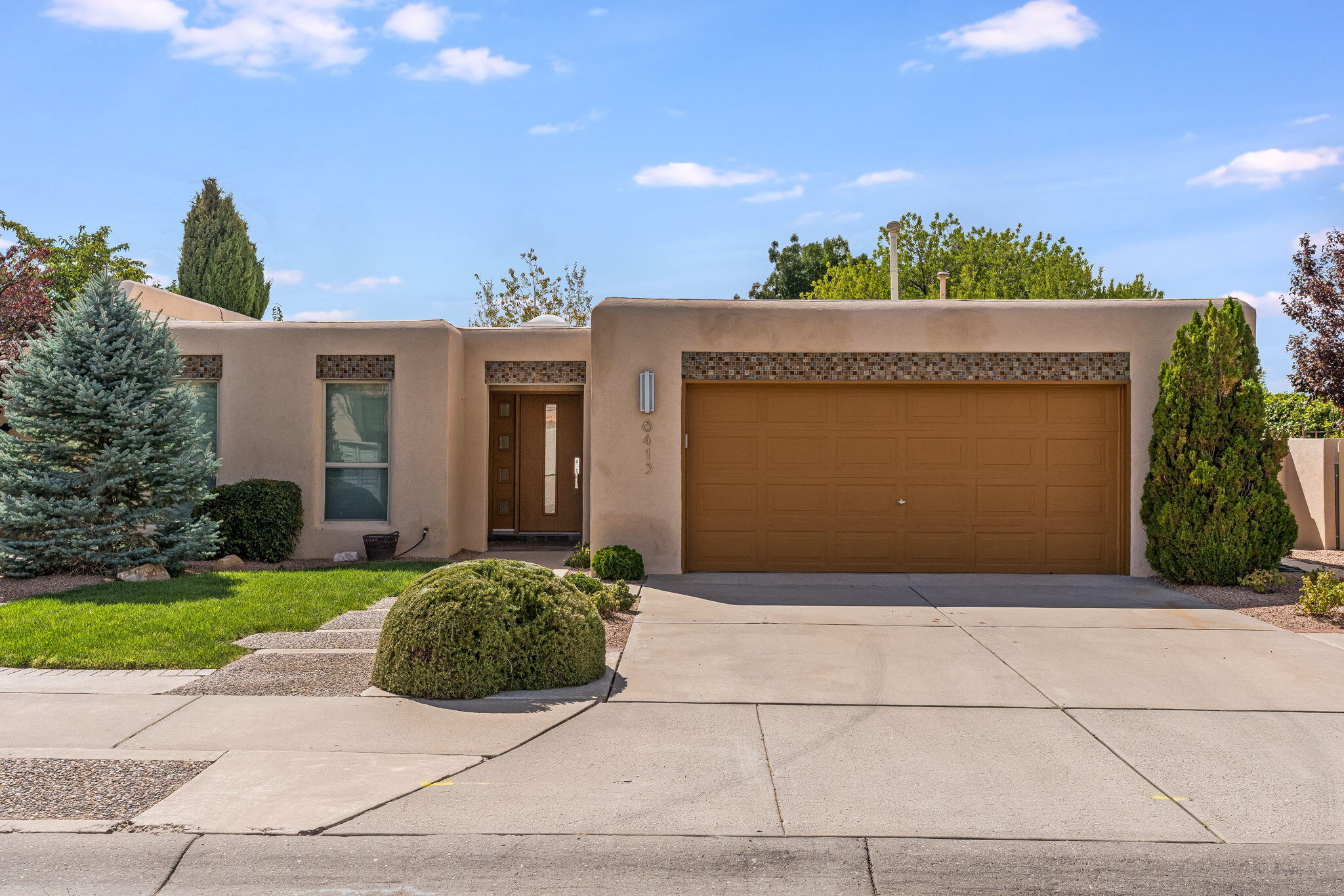 6413 ANTARES Road NE