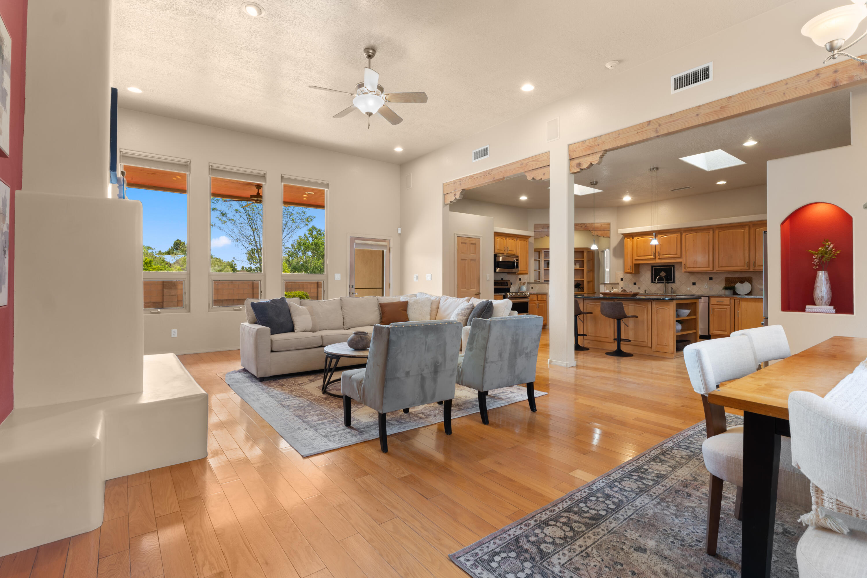 500 Laguna Seca Lane NW