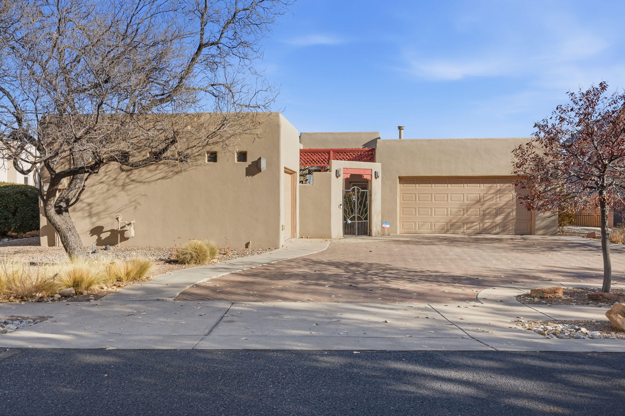 500 Laguna Seca Lane NW