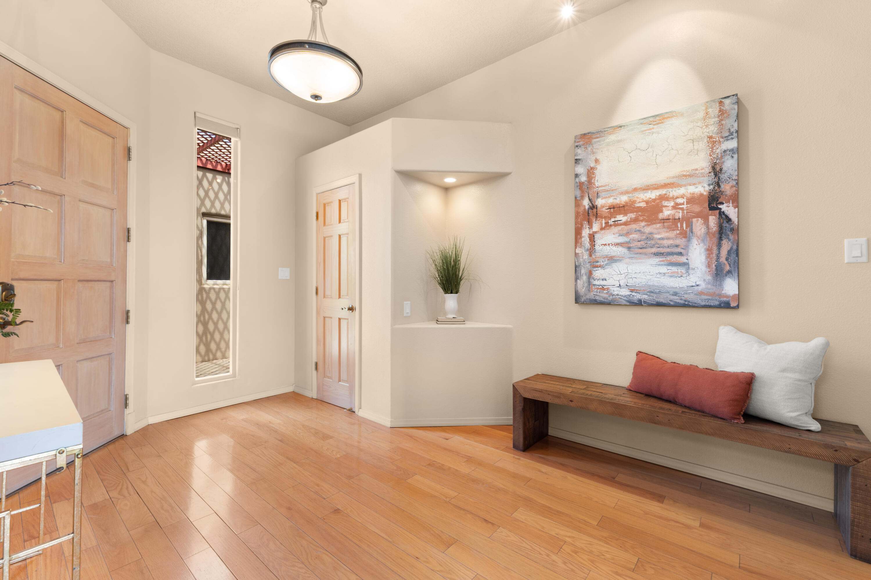 500 Laguna Seca Lane NW