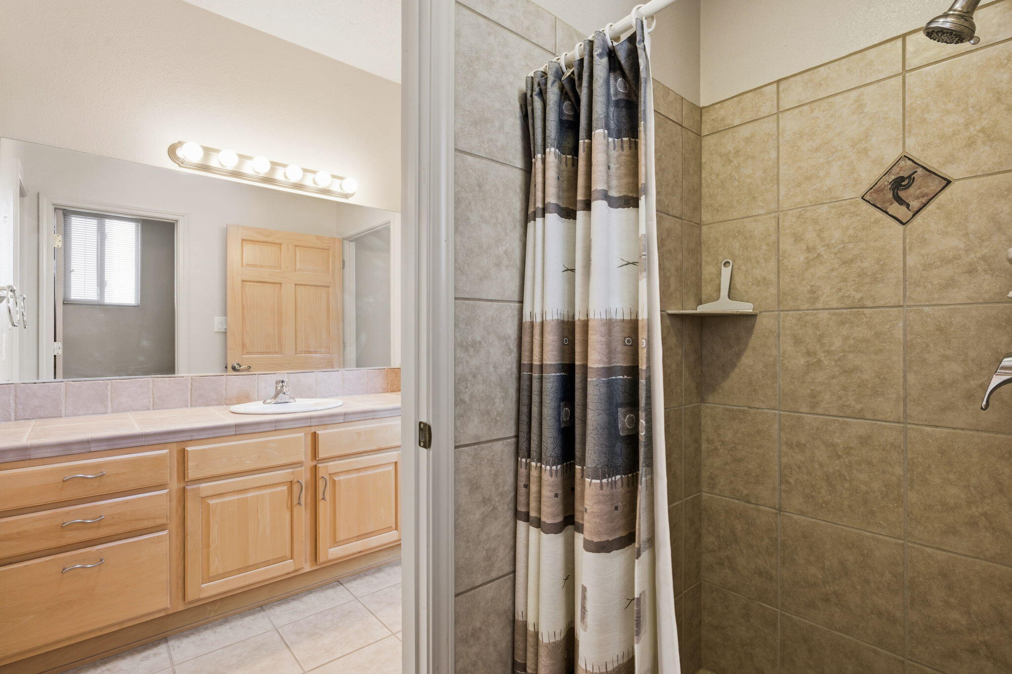 500 Laguna Seca Lane NW