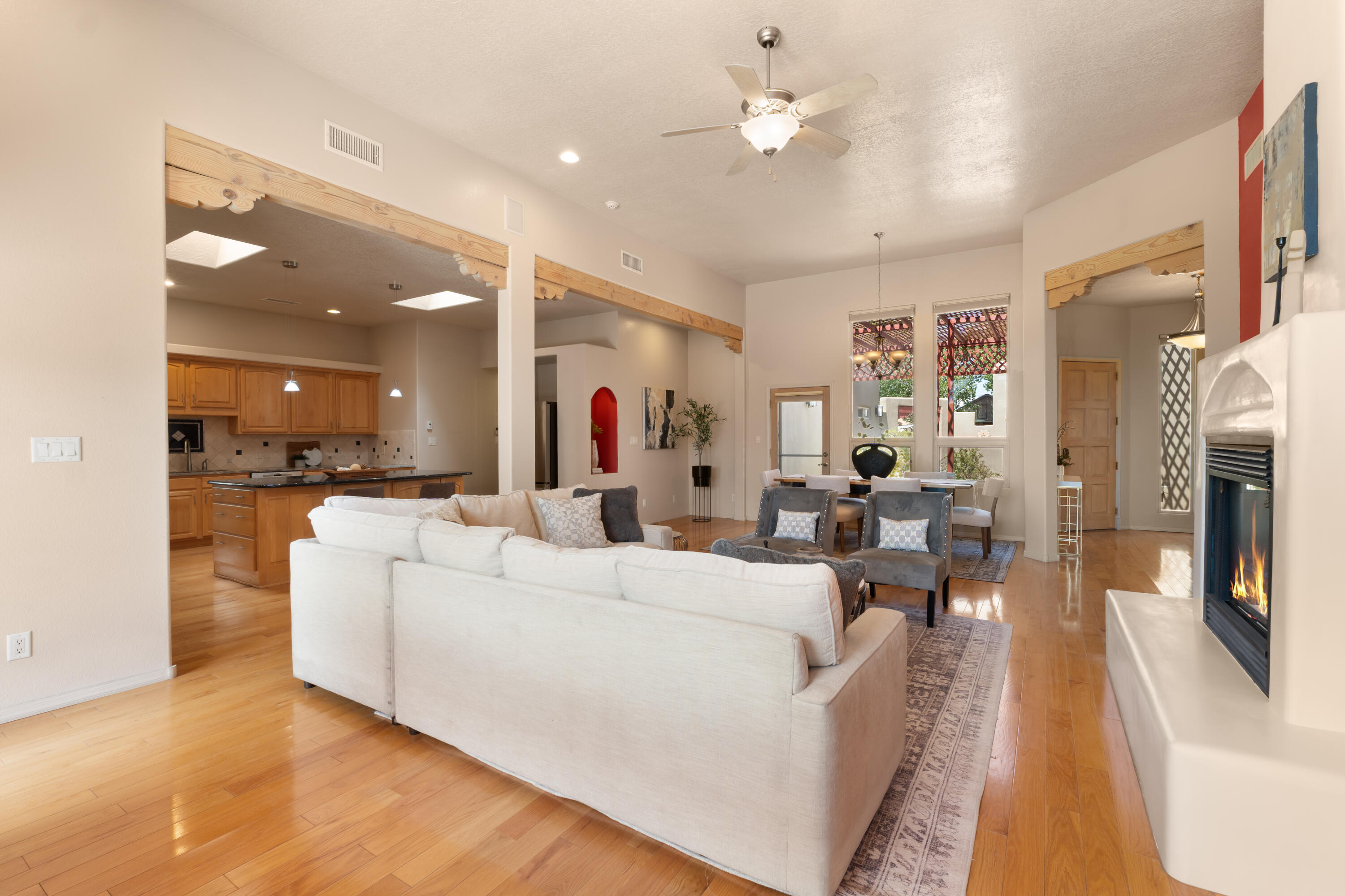500 Laguna Seca Lane NW