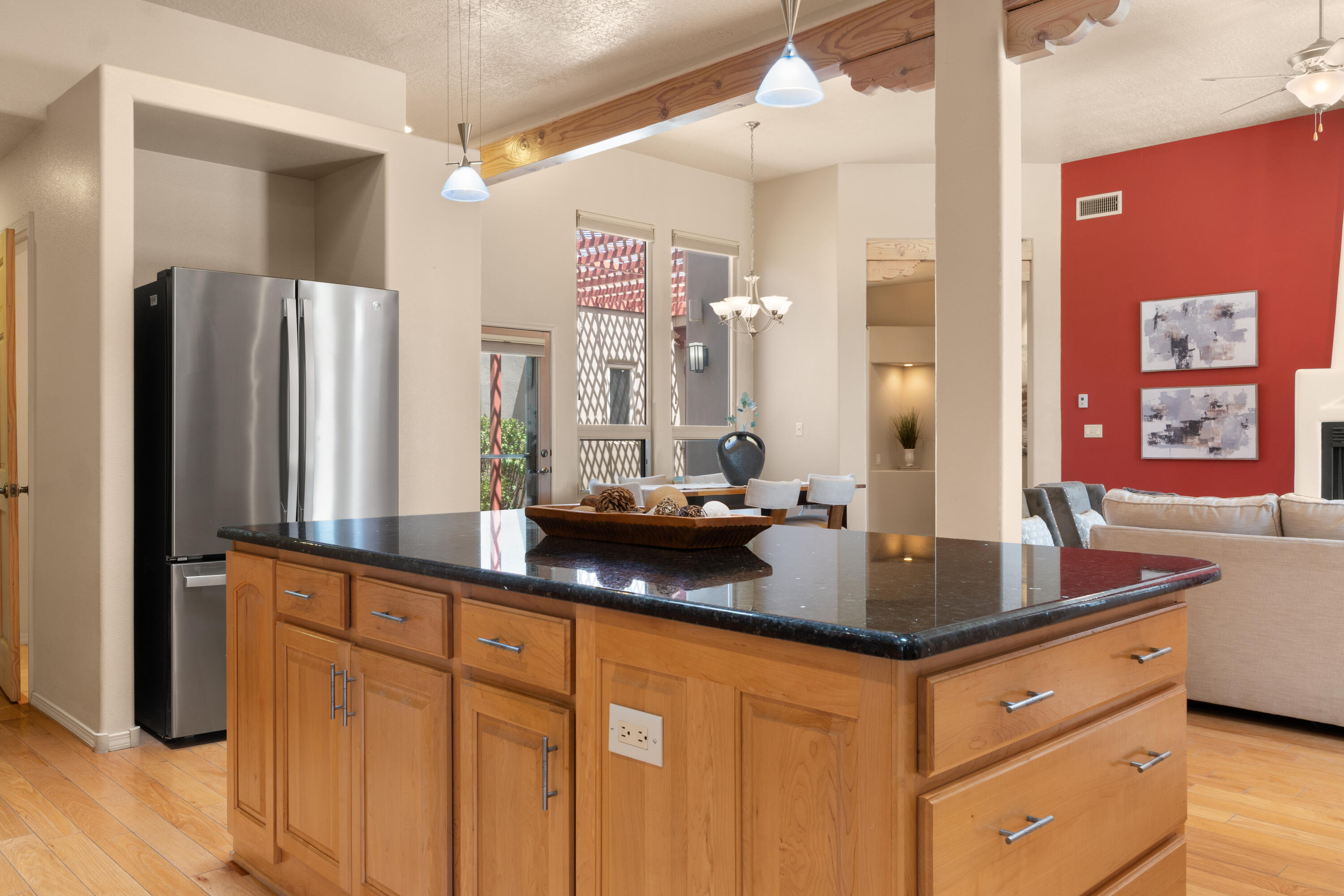 500 Laguna Seca Lane NW