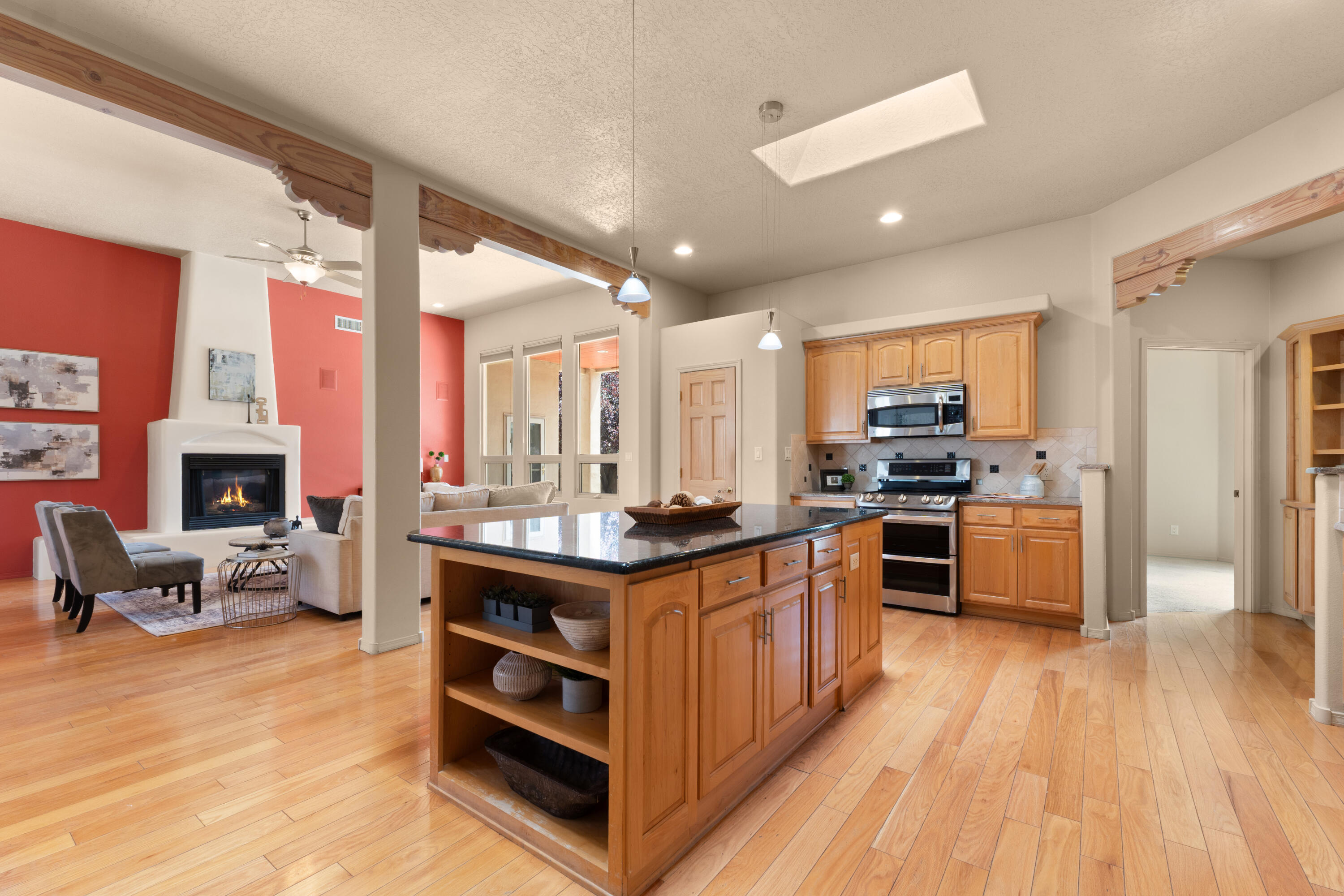 500 Laguna Seca Lane NW