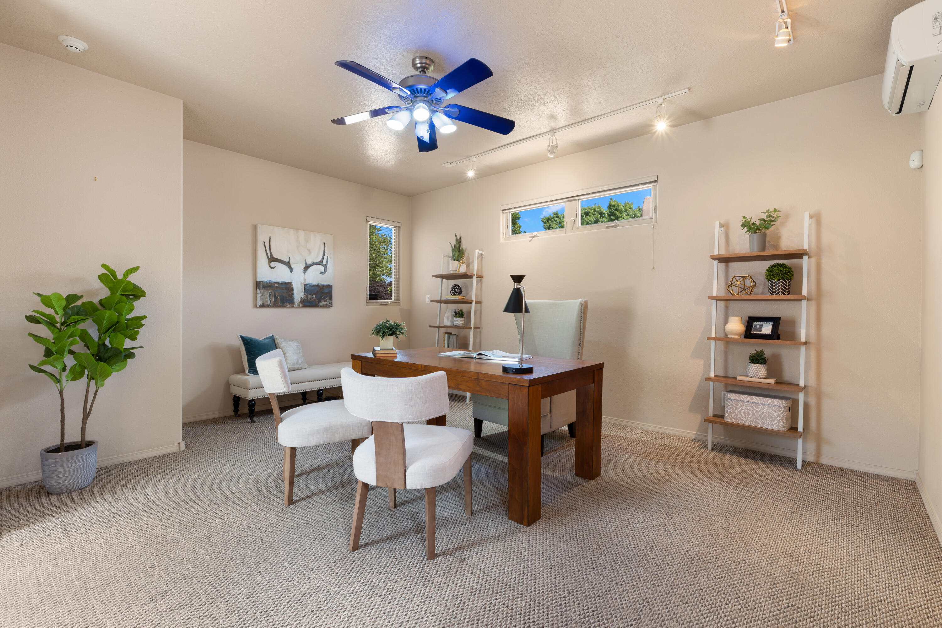 500 Laguna Seca Lane NW
