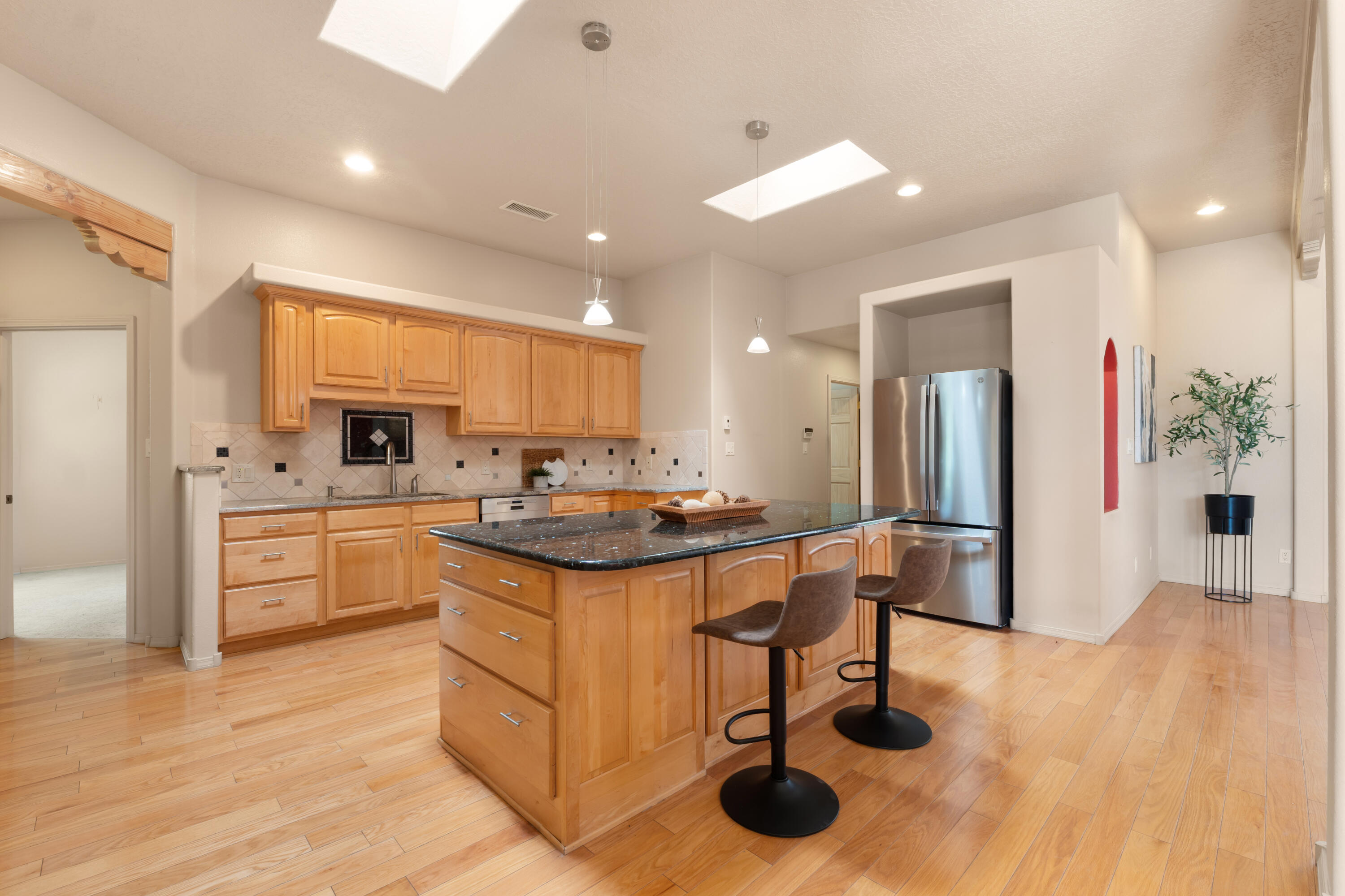 500 Laguna Seca Lane NW