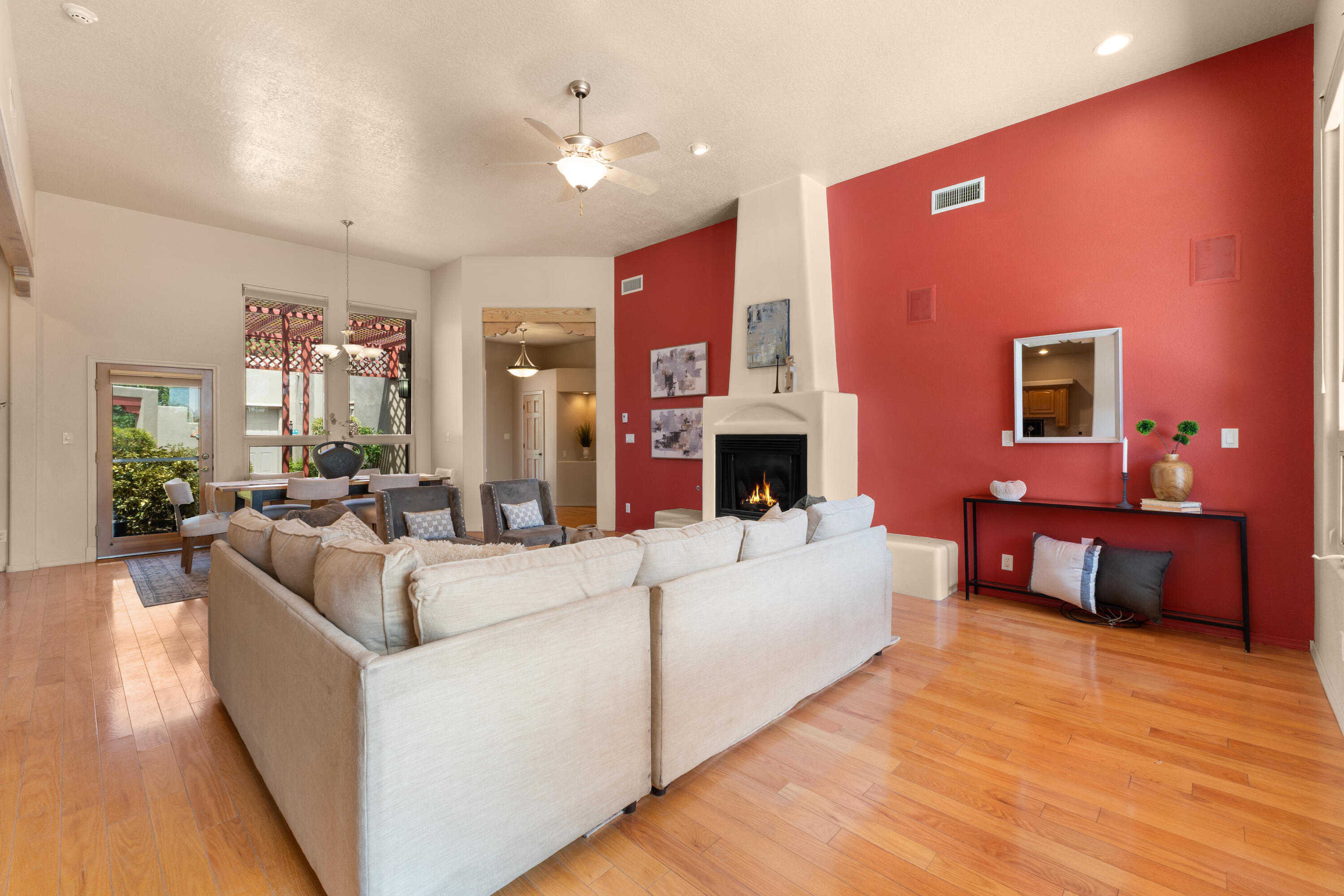 500 Laguna Seca Lane NW