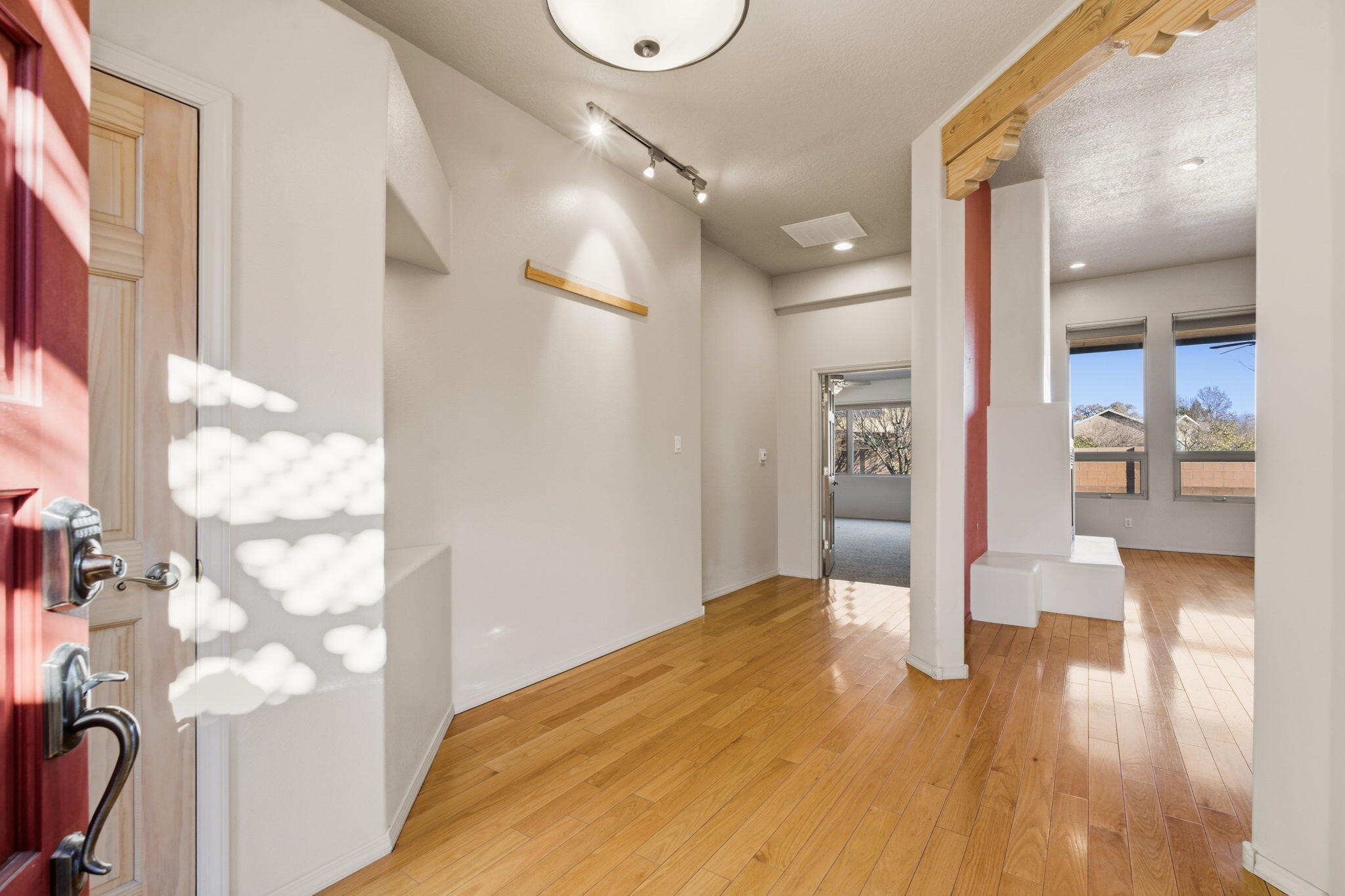 500 Laguna Seca Lane NW