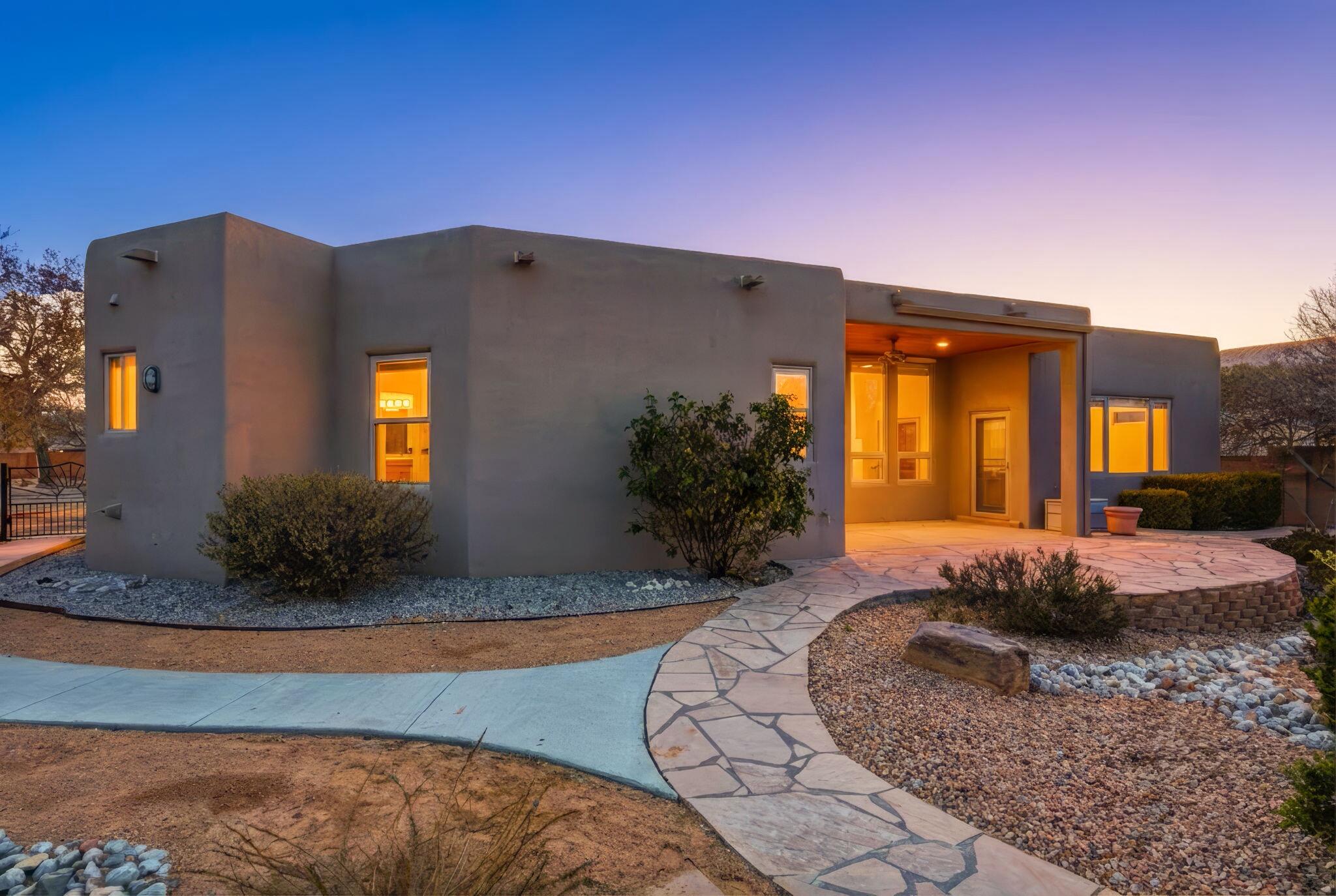 500 Laguna Seca Lane NW