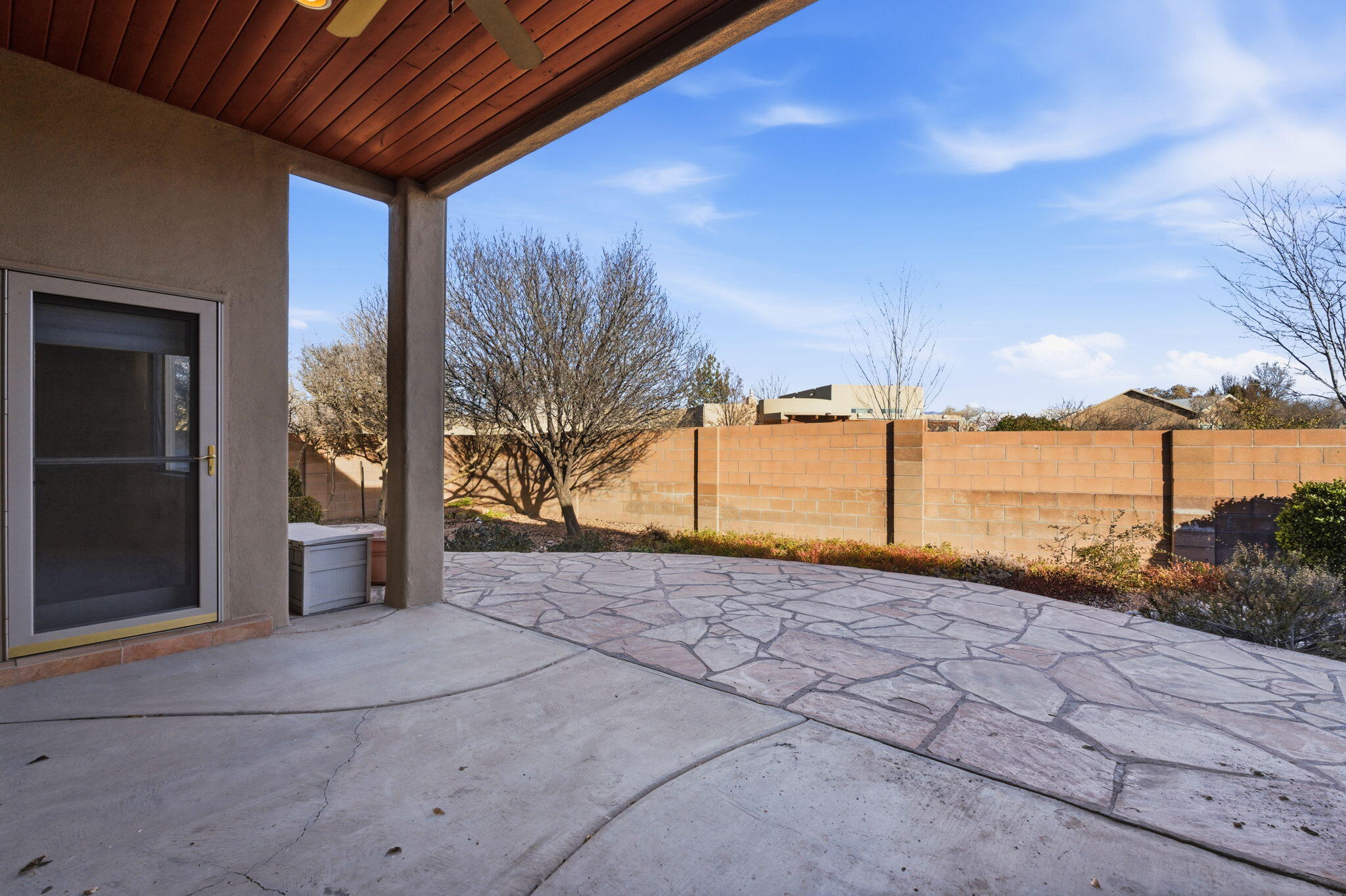 500 Laguna Seca Lane NW