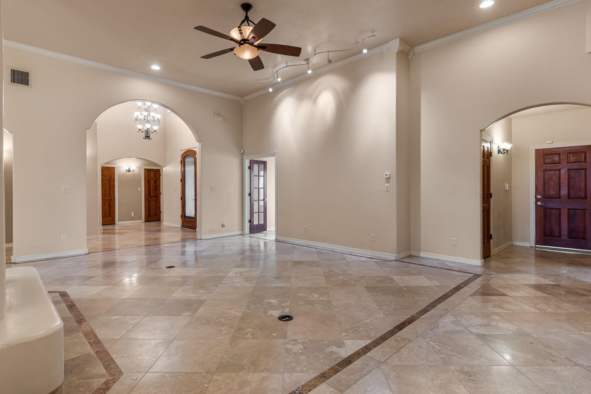 508 Laguna Seca Lane NW