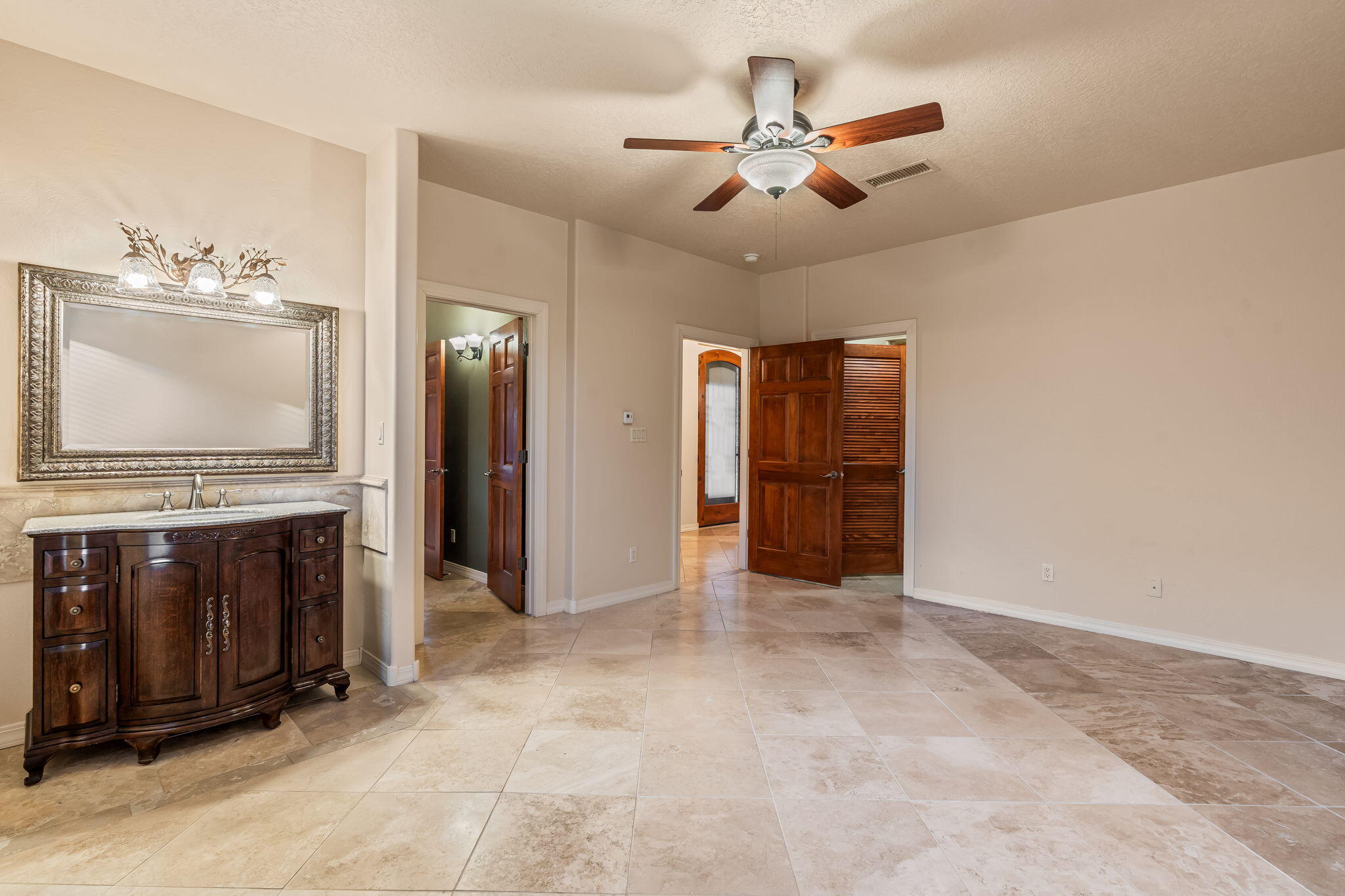 508 Laguna Seca Lane NW