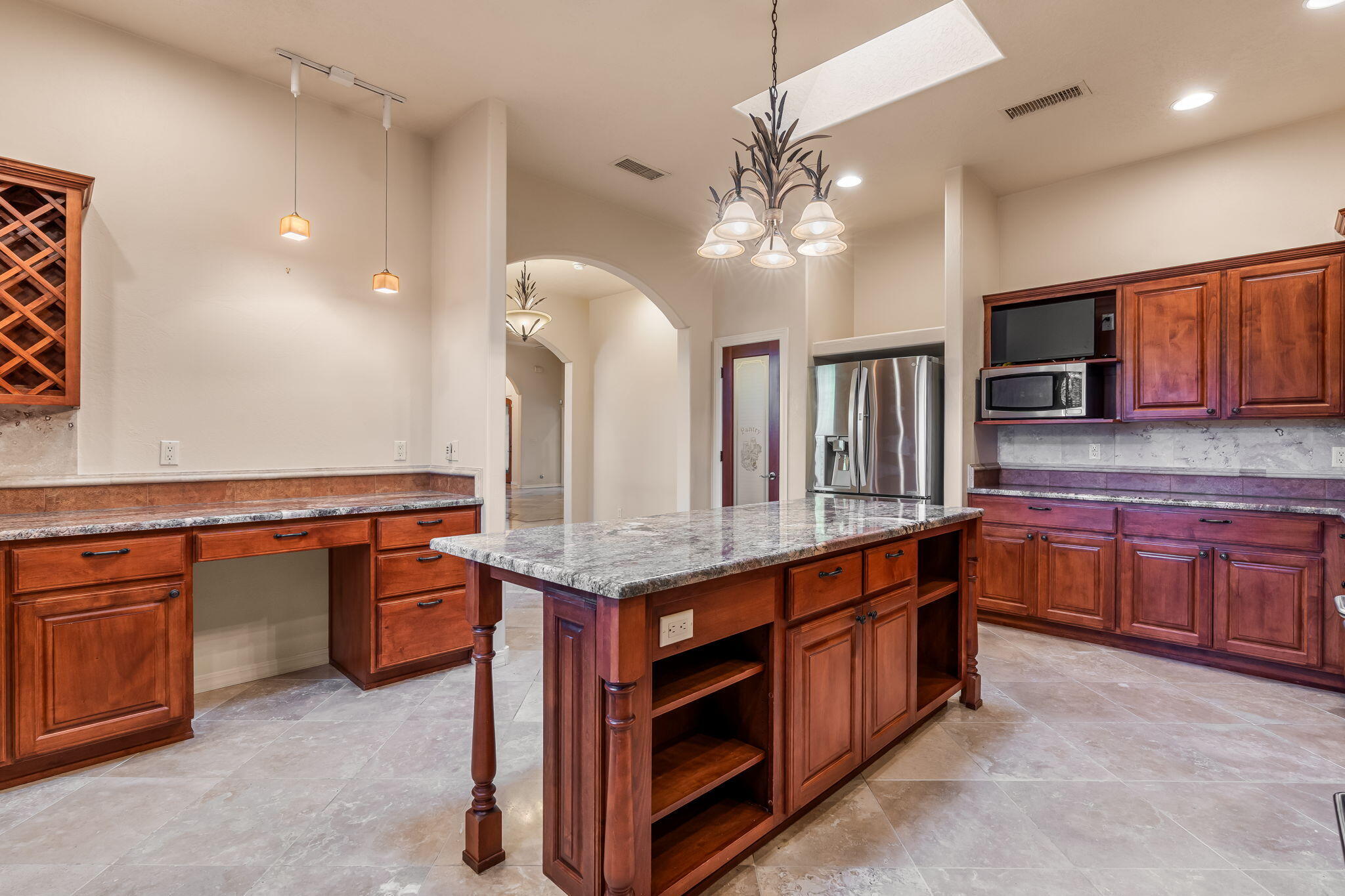 508 Laguna Seca Lane NW