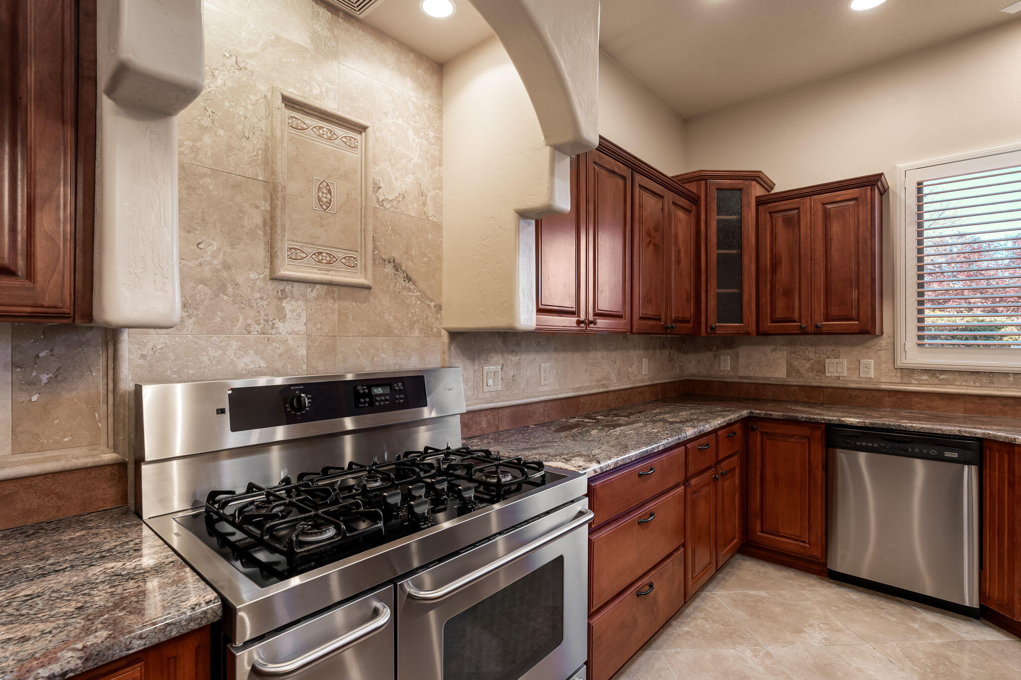 508 Laguna Seca Lane NW