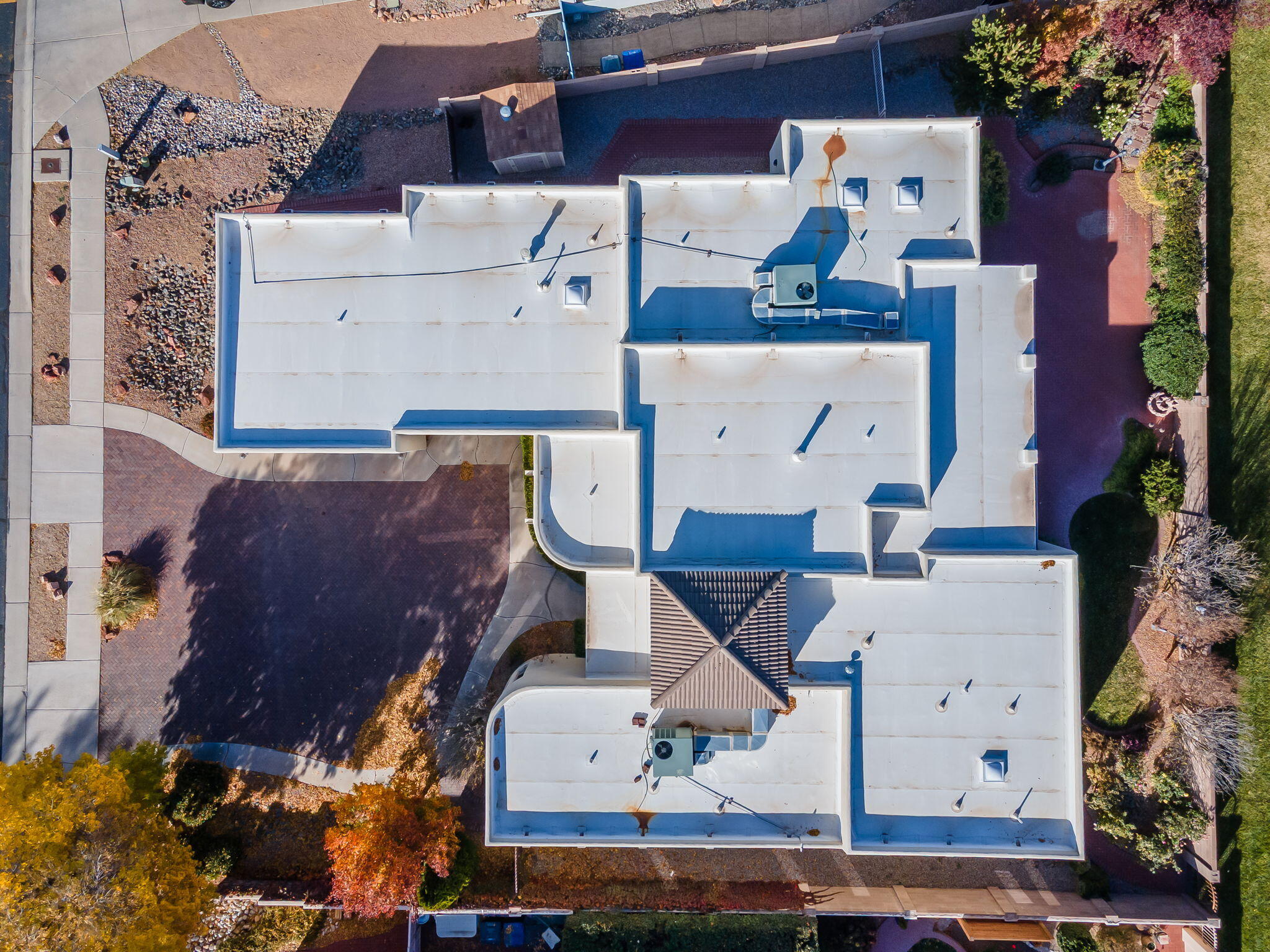 508 Laguna Seca Lane NW