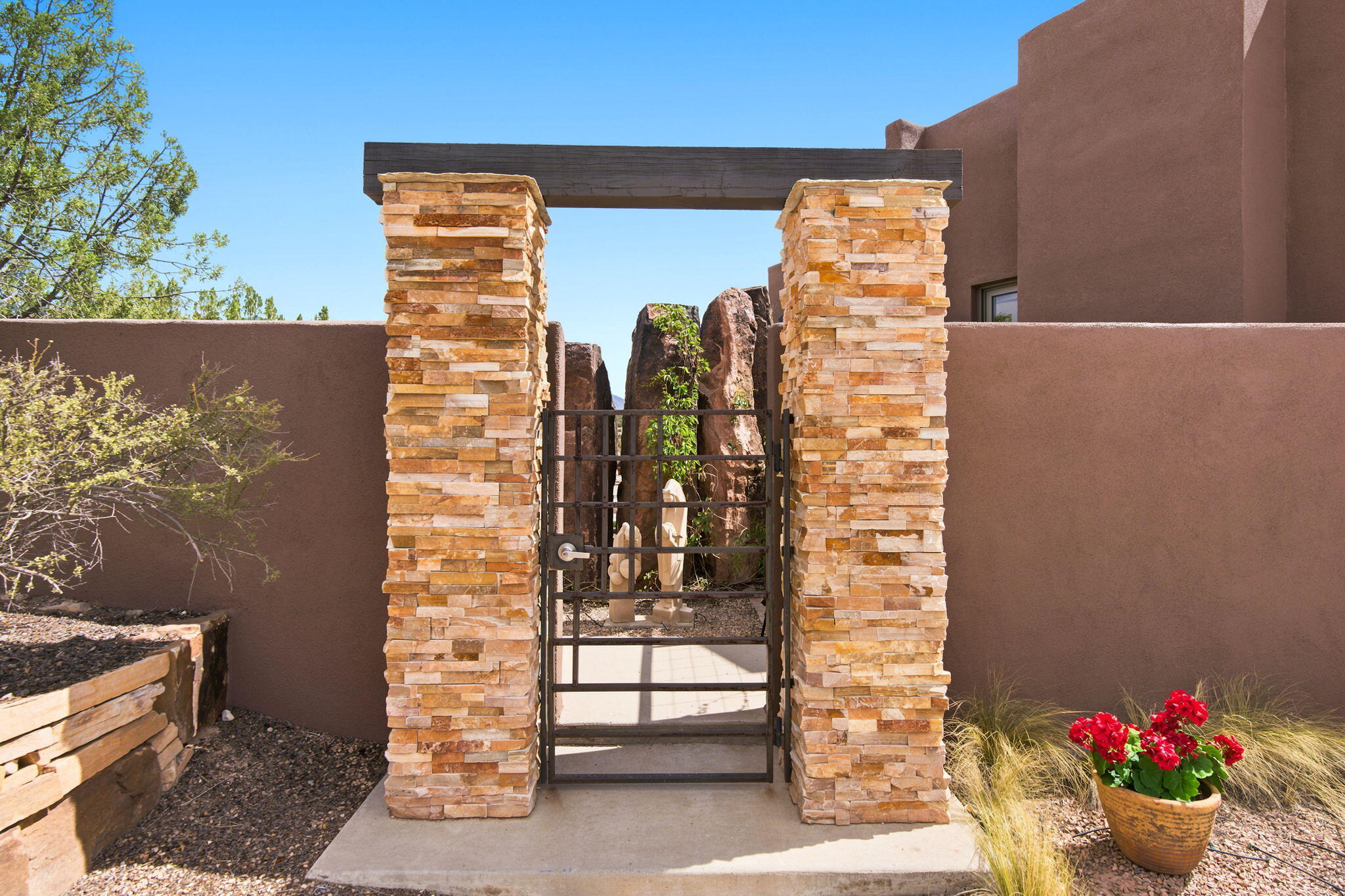 56 Vista Montana Loop