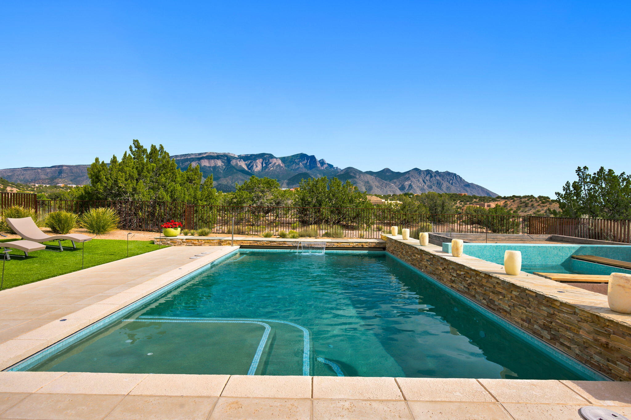 56 Vista Montana Loop