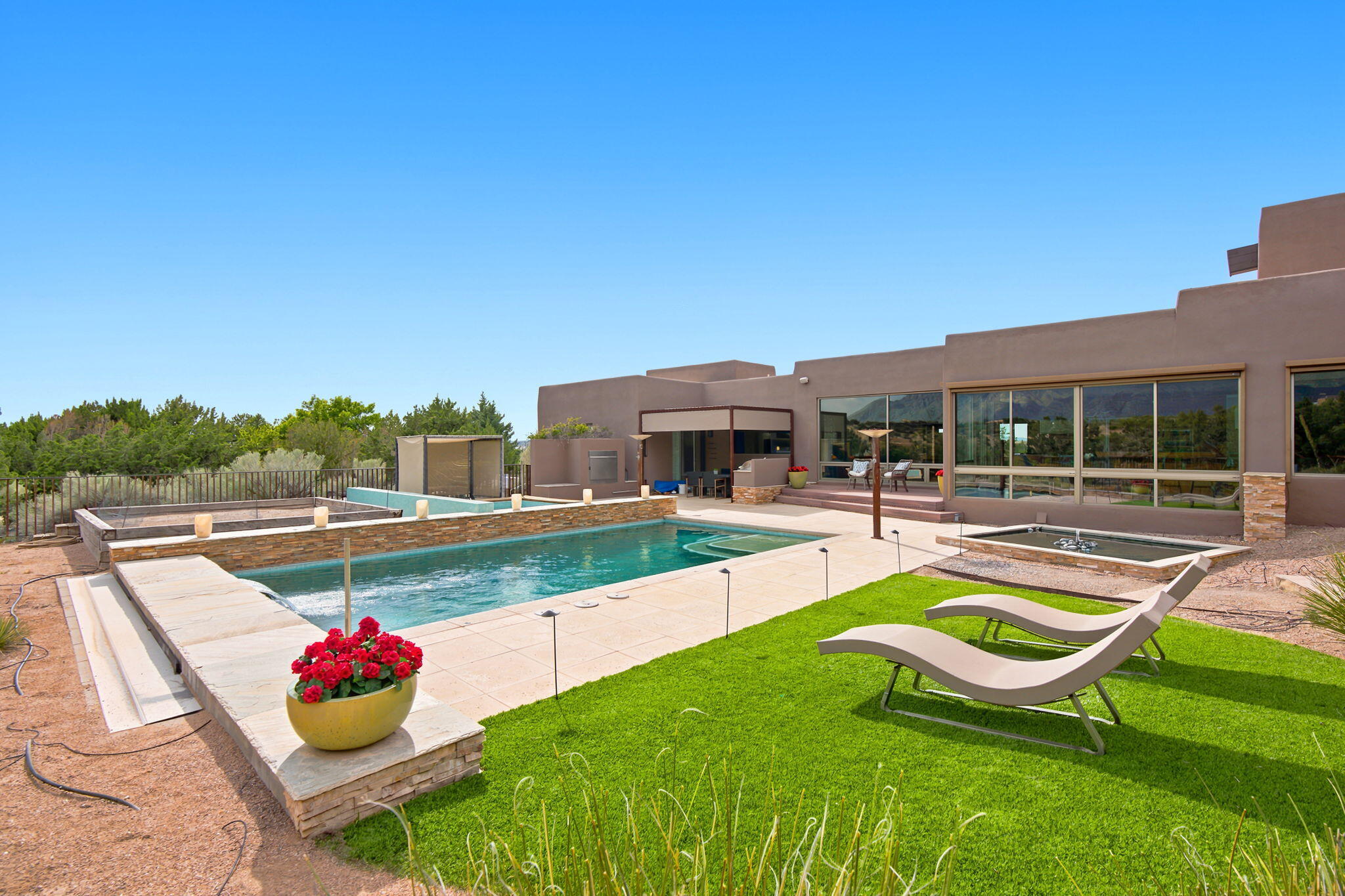 56 Vista Montana Loop
