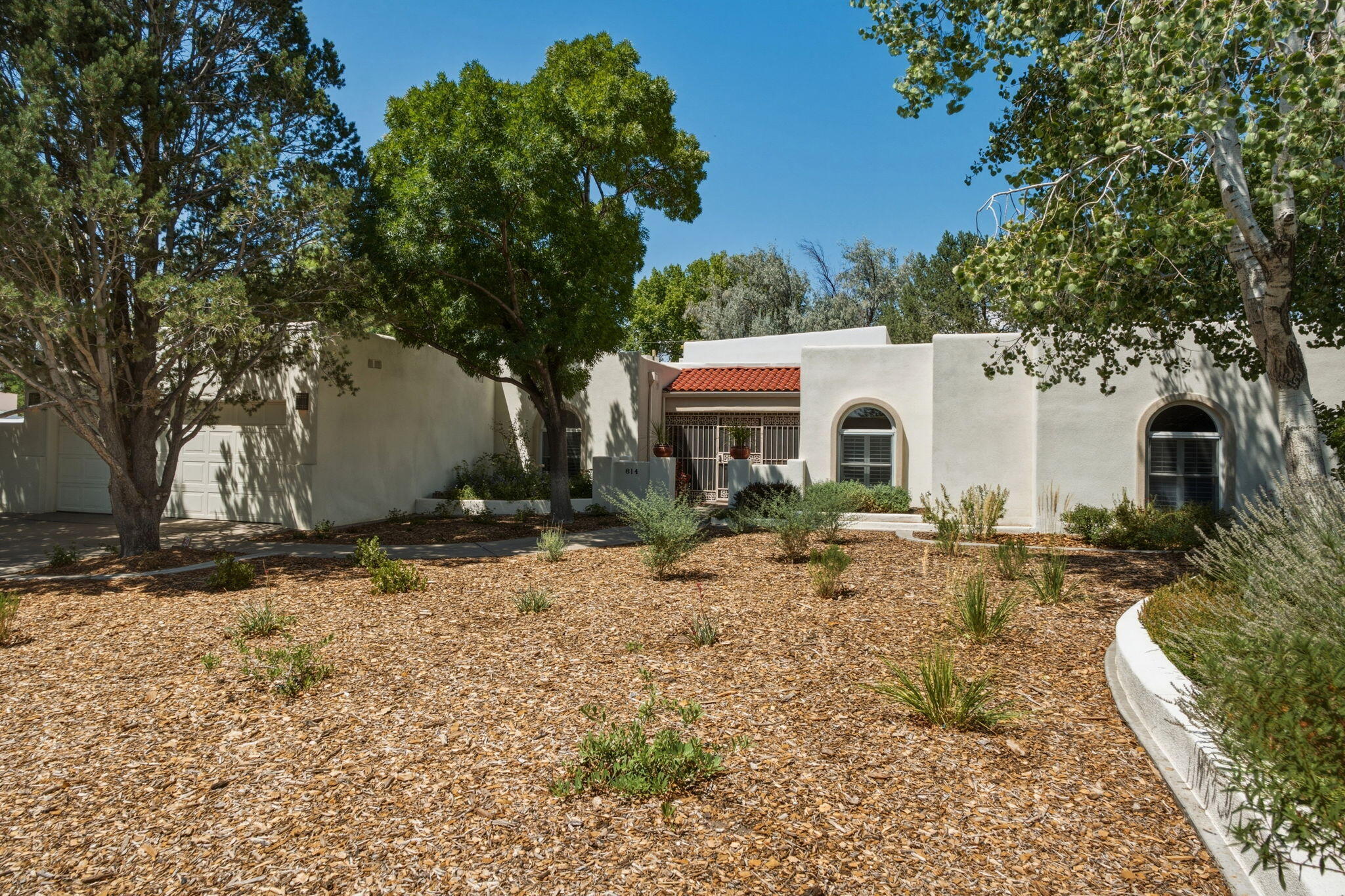814 Oveja Court SE