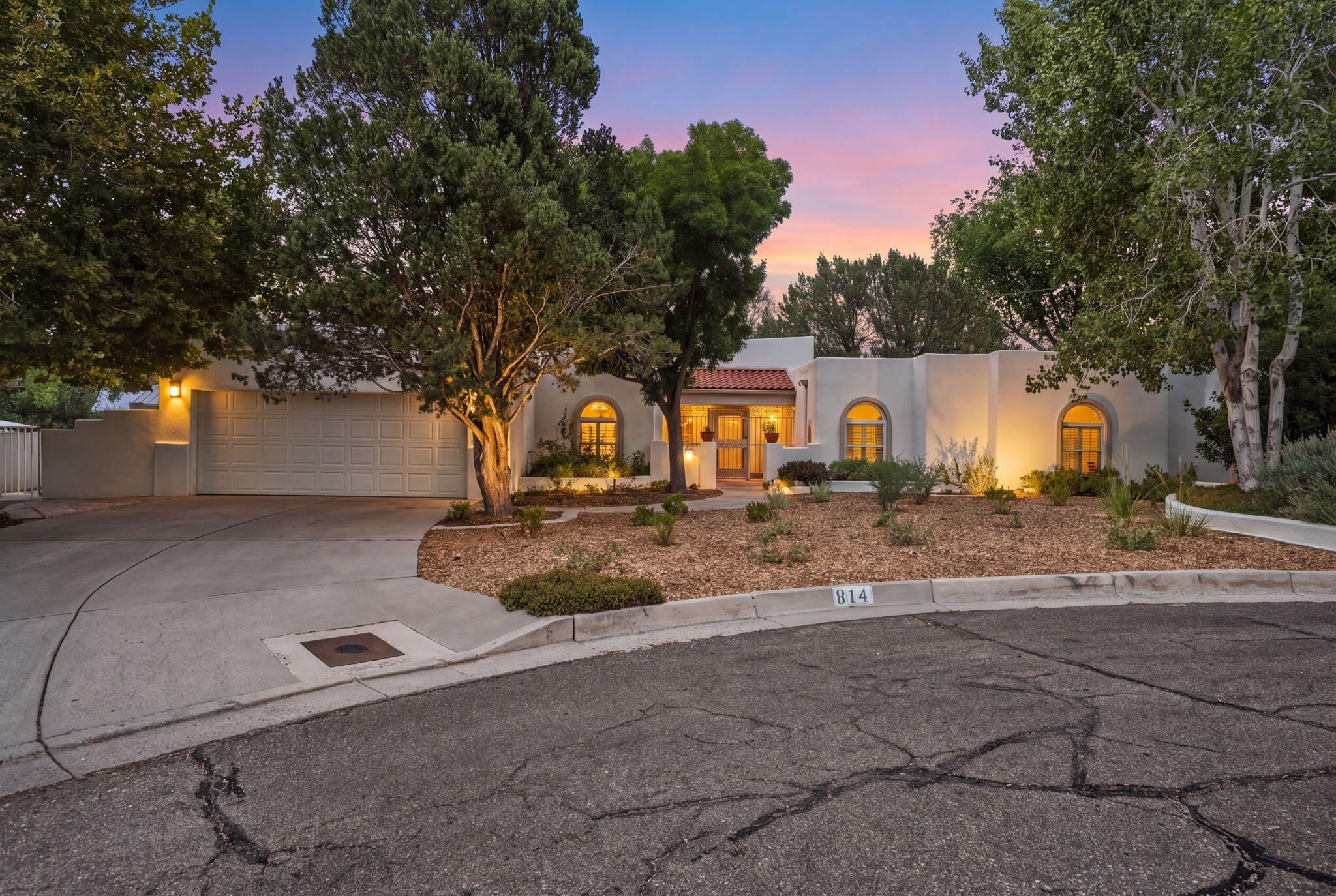 814 Oveja Court SE