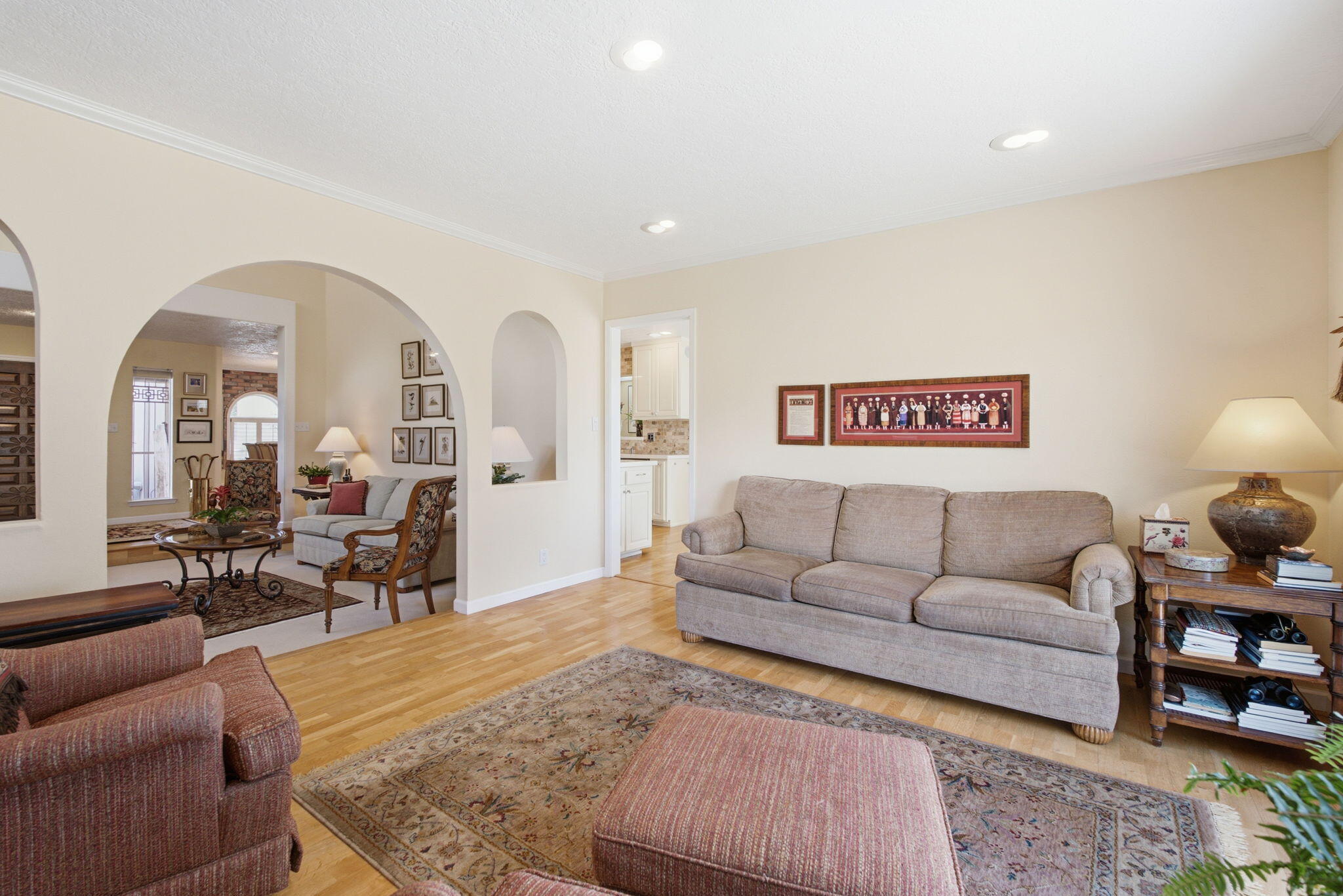 814 Oveja Court SE