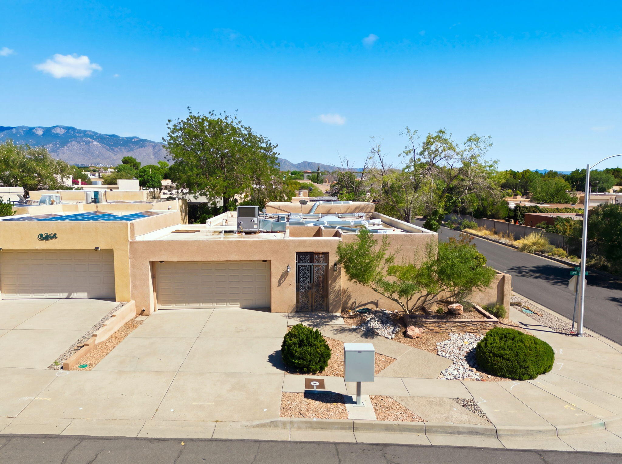 7612 Vista Cedro Court NE