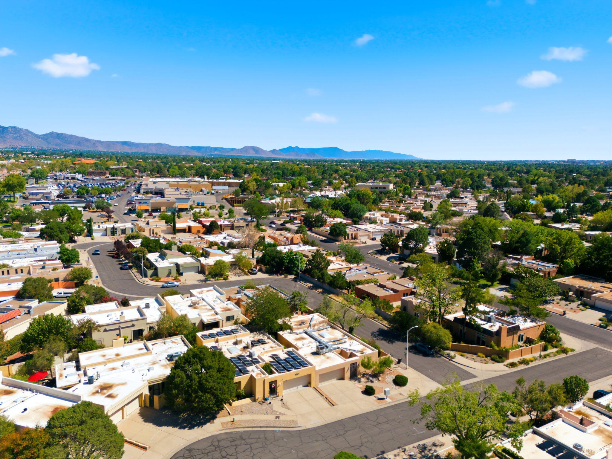 7612 Vista Cedro Court NE