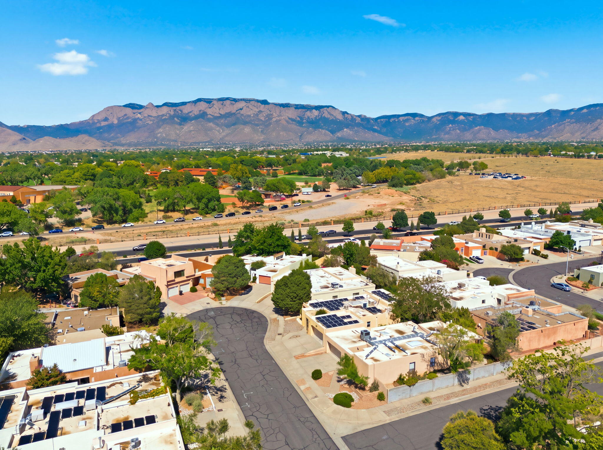 7612 Vista Cedro Court NE