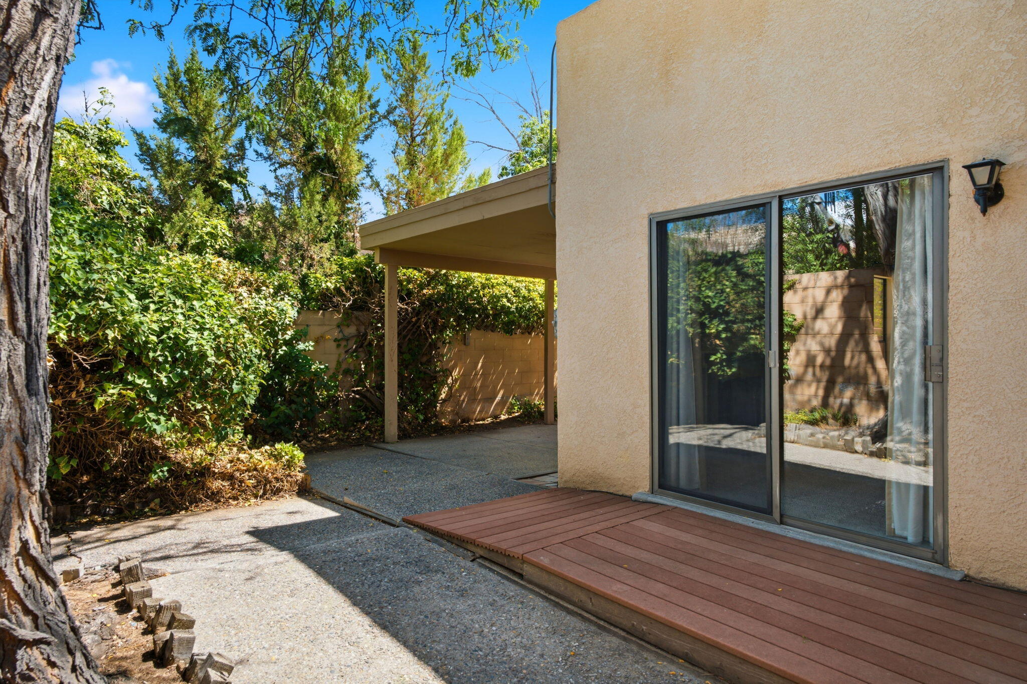 7612 Vista Cedro Court NE