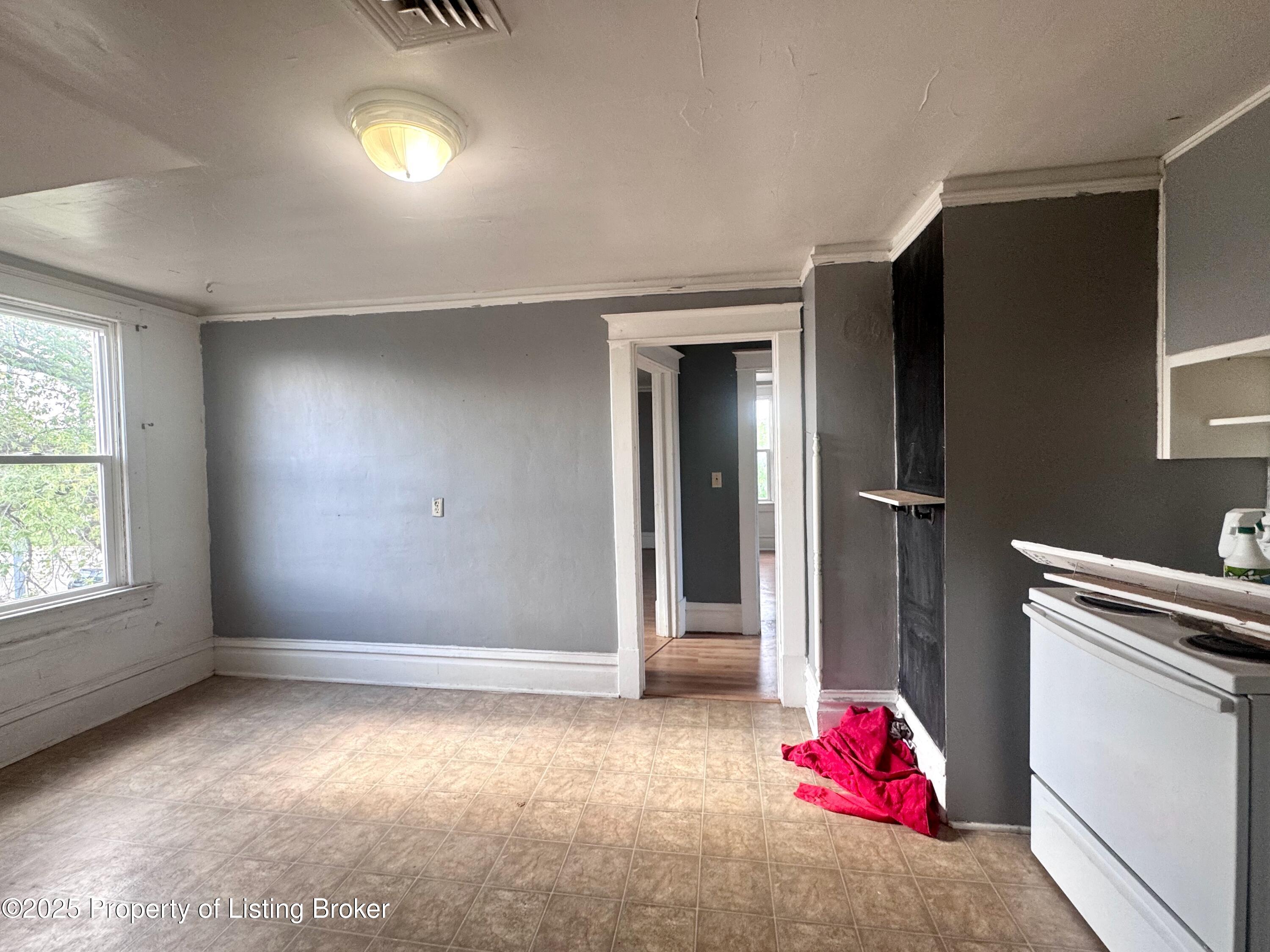 134 E Broadway Street
