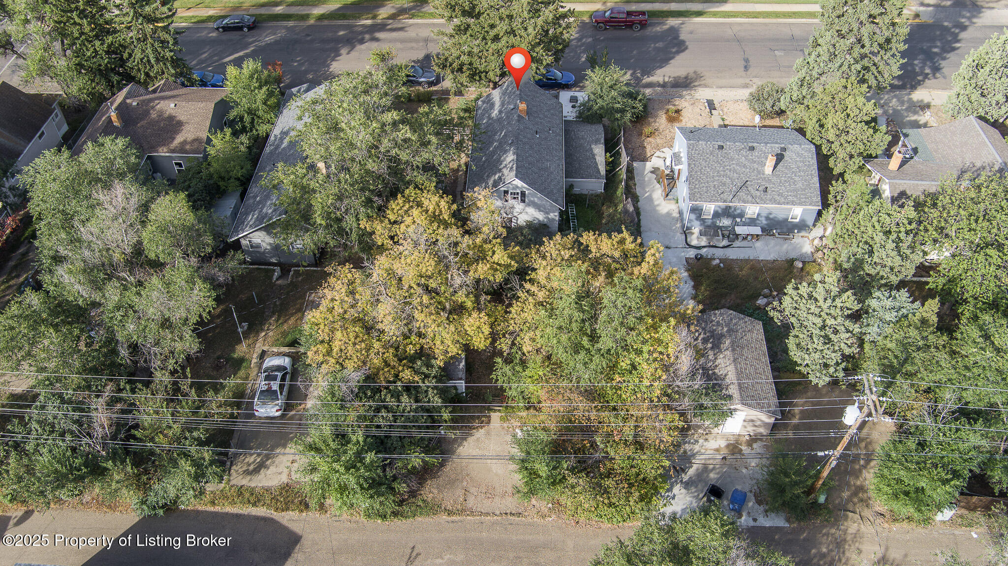 330 8TH Avenue W